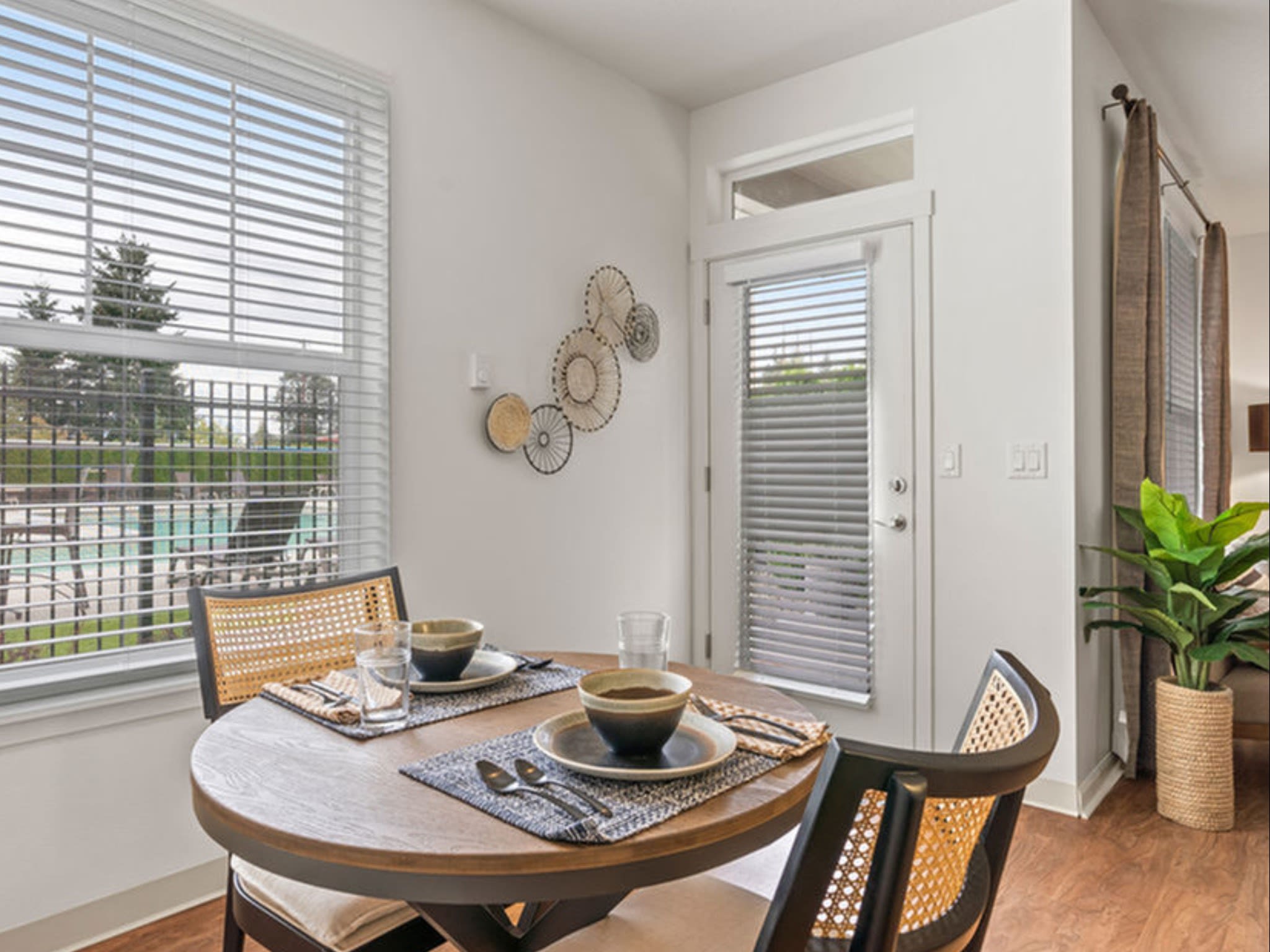 North Glen Villas – photo 3