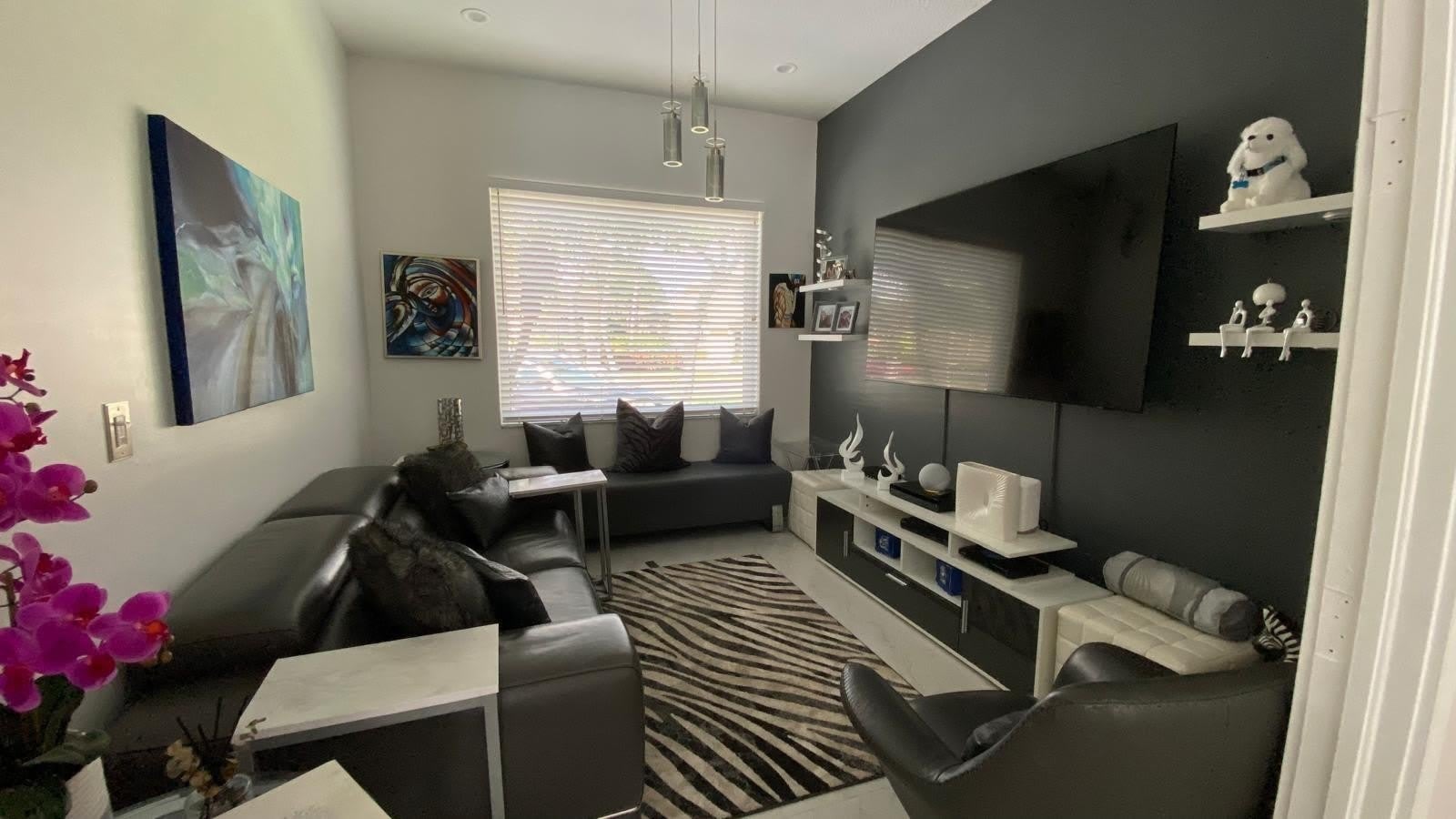 830 Bailey Street – photo 4