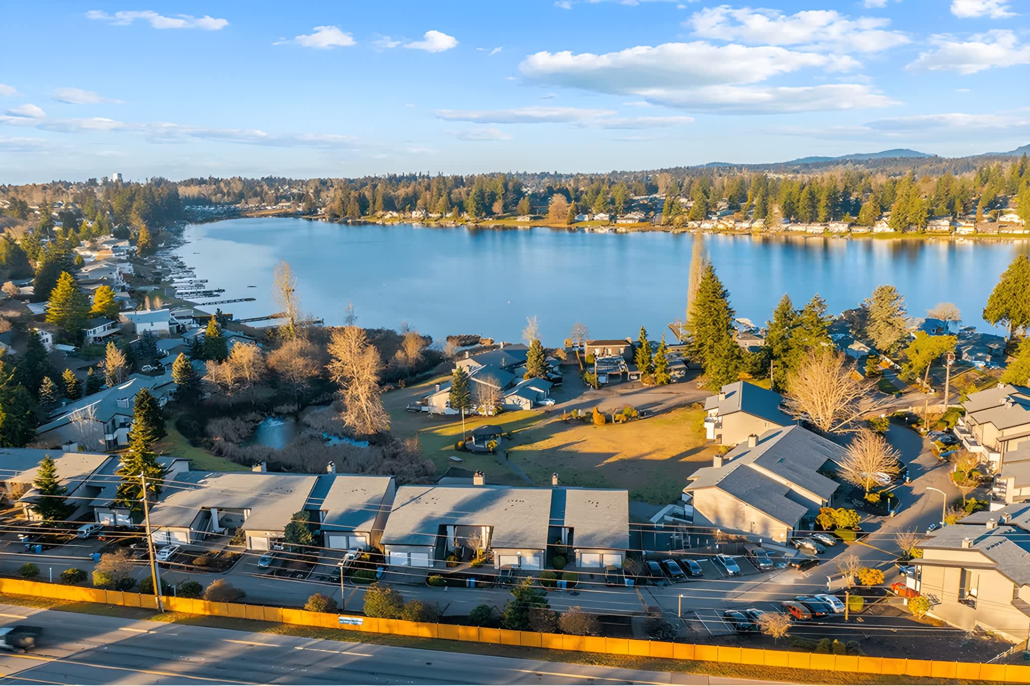 Township Lake Meridian – photo 1