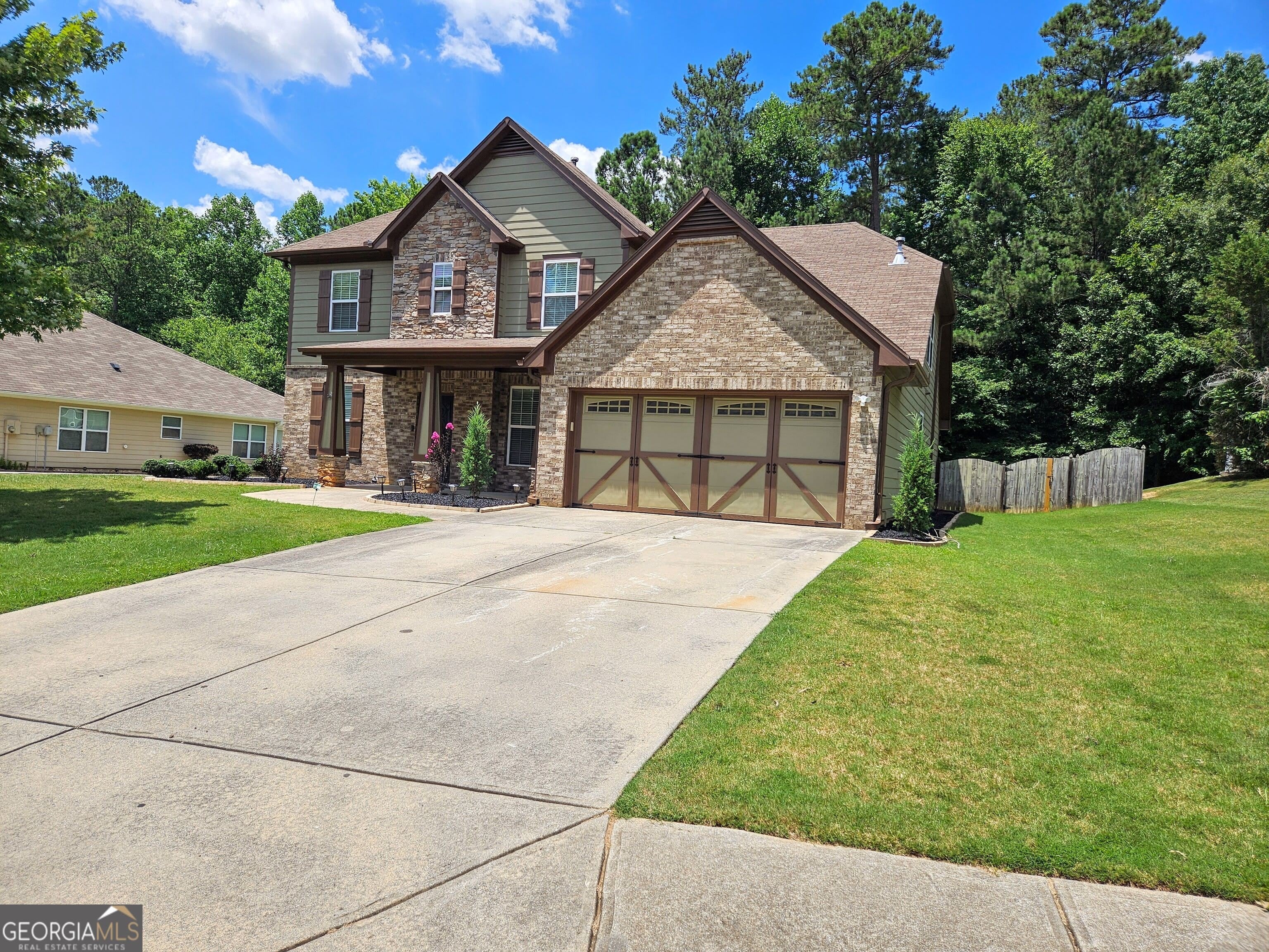 536 Longwood PL – photo 1