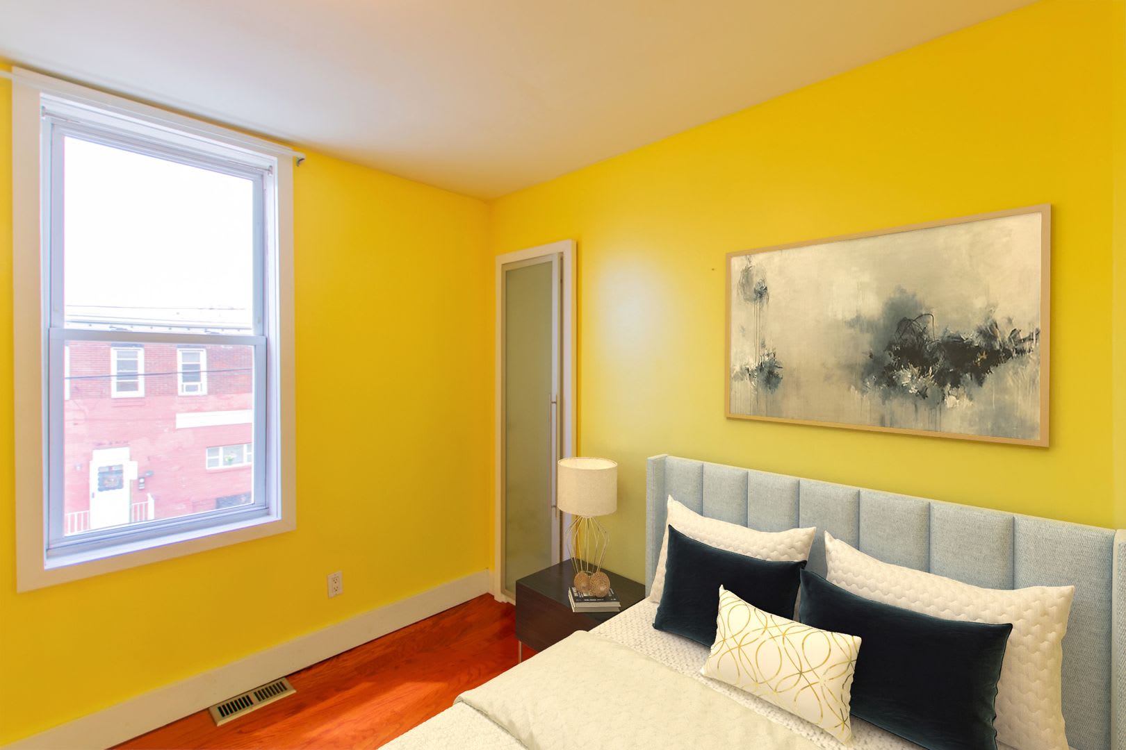 South Philadelphia Corner Rowhome with Garage Parking and Roofdeck! – photo 5