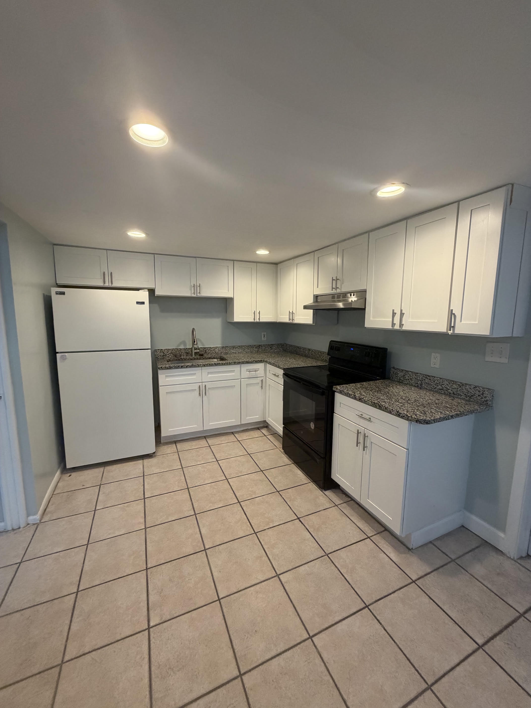 1501 Fuller St – photo 3