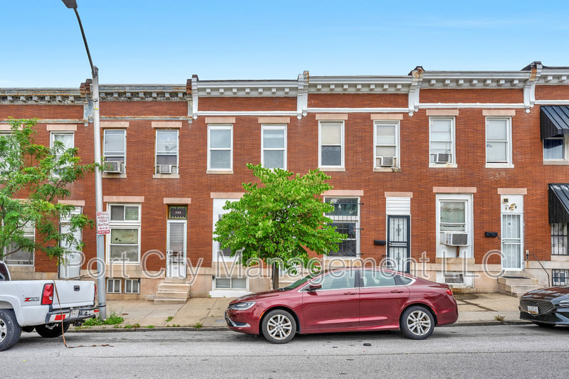 1334 North Luzerne Avenue – photo 1