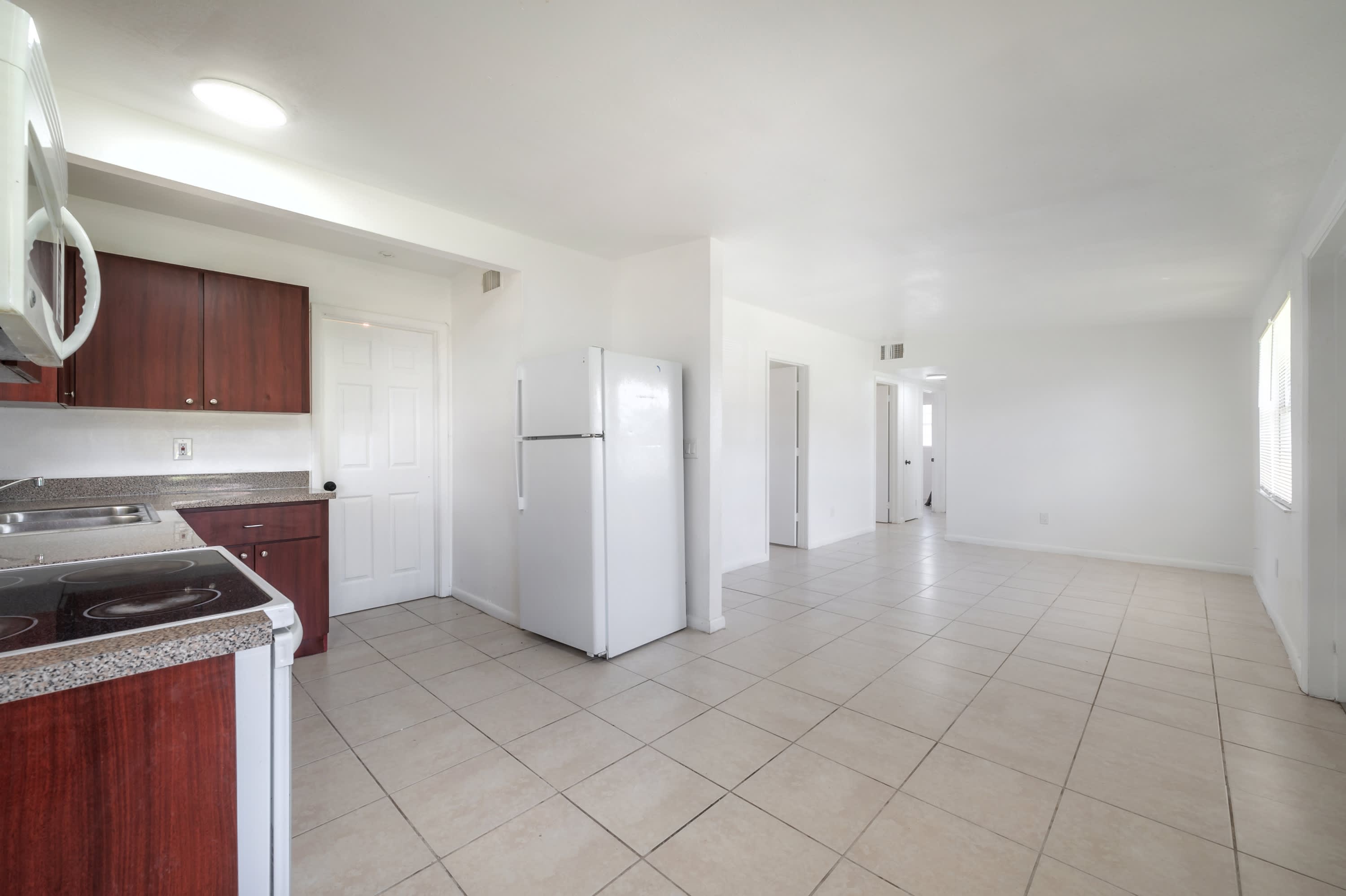 4710 S. 87th St. – photo 3