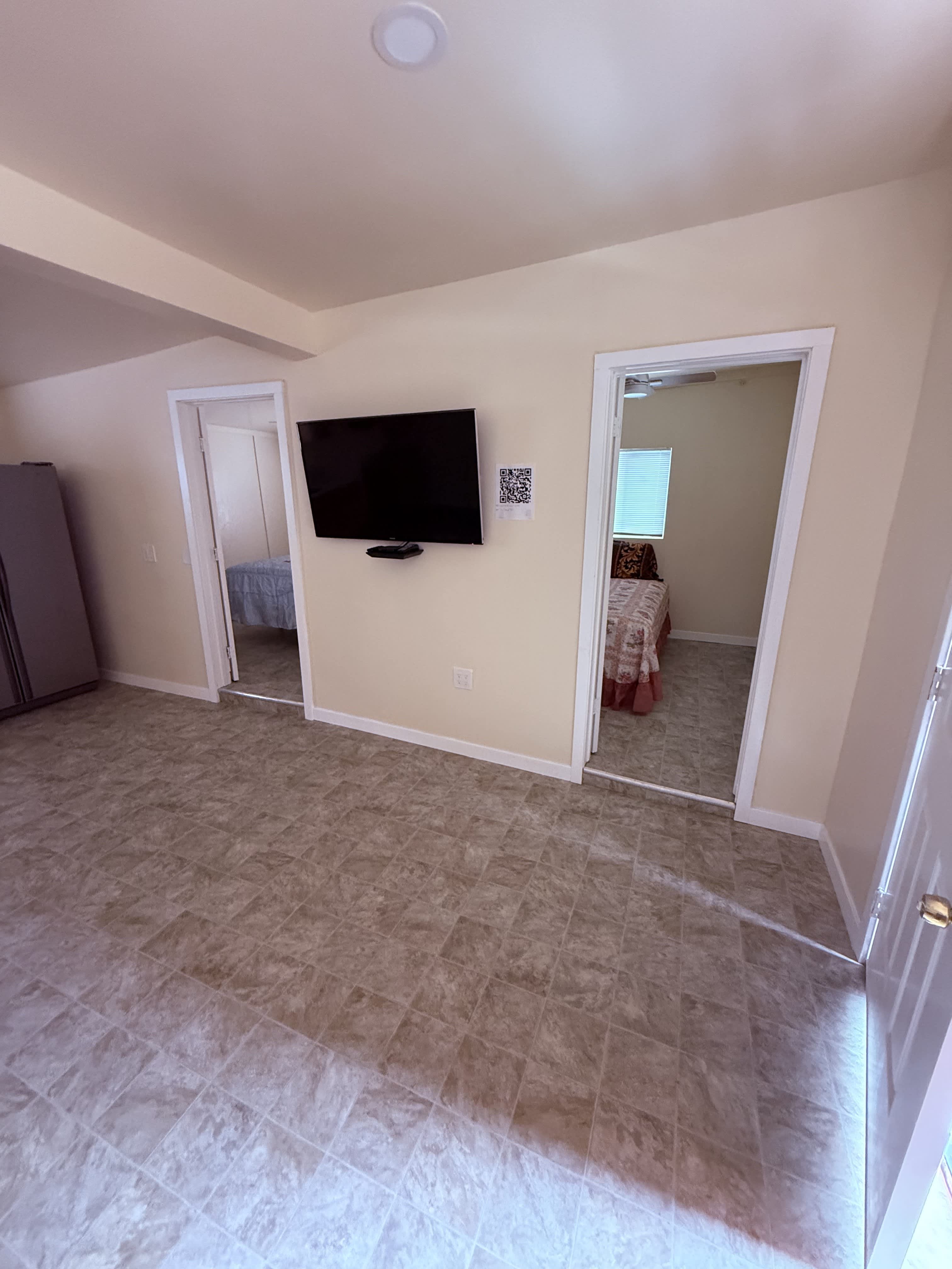2602 Main St – photo 2