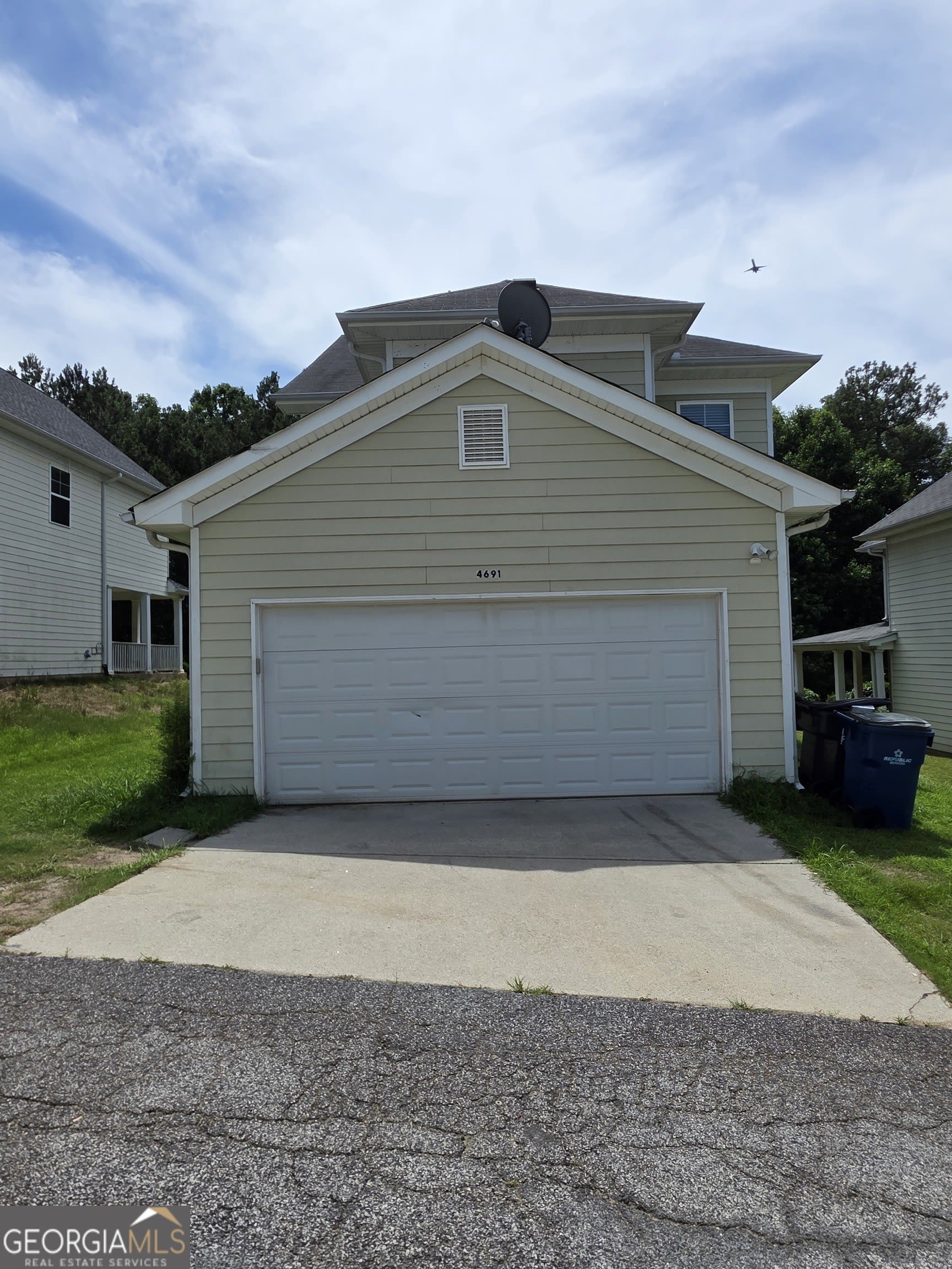 4691 Highpoint Lane – photo 4