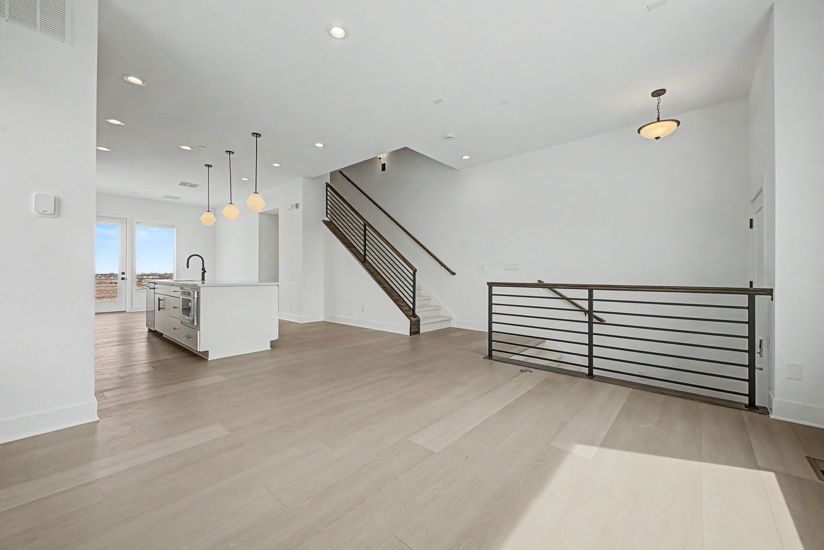 707 Saddle Drive – photo 5