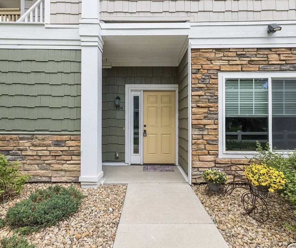 4925 Hahns Peak Drive – photo 5