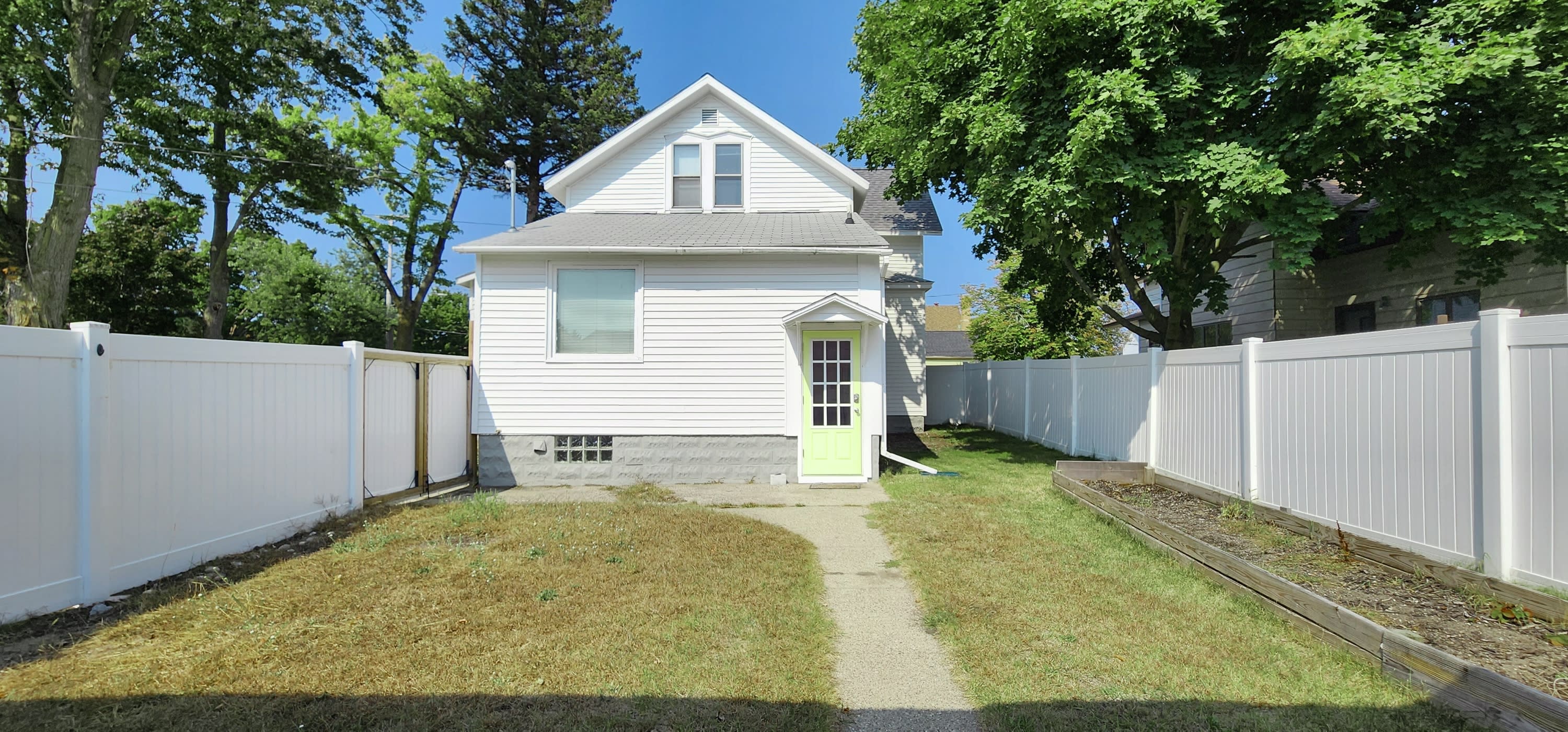 703 Hopkins Street – photo 3