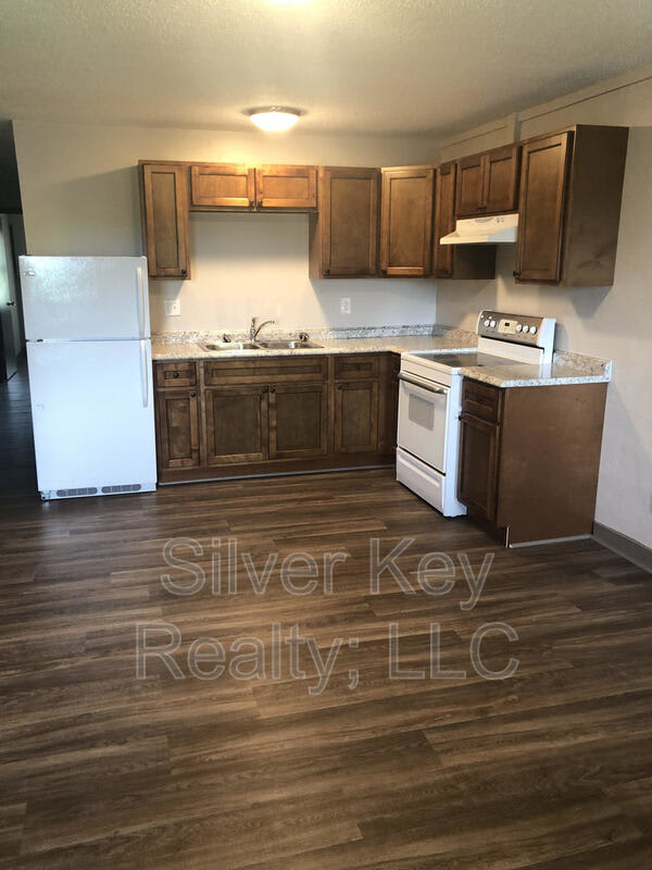 1426 & 1432 Niles Ferry Road – photo 2