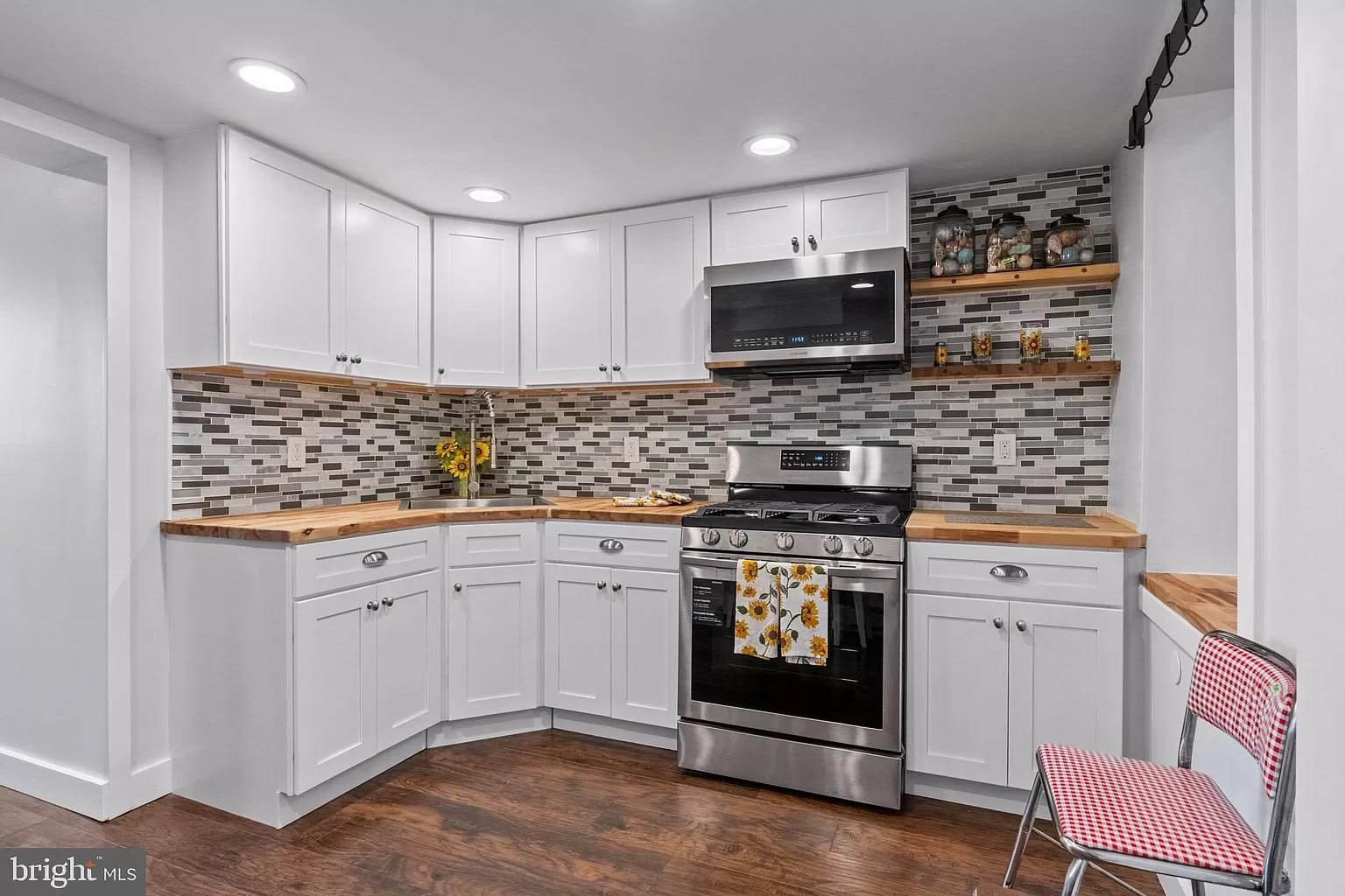 2846 Almond St – photo 1