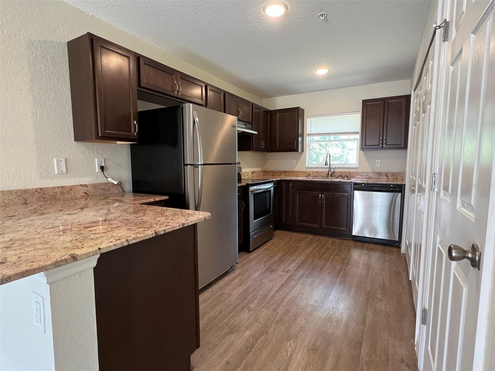 44 WALNUT Road – photo 2
