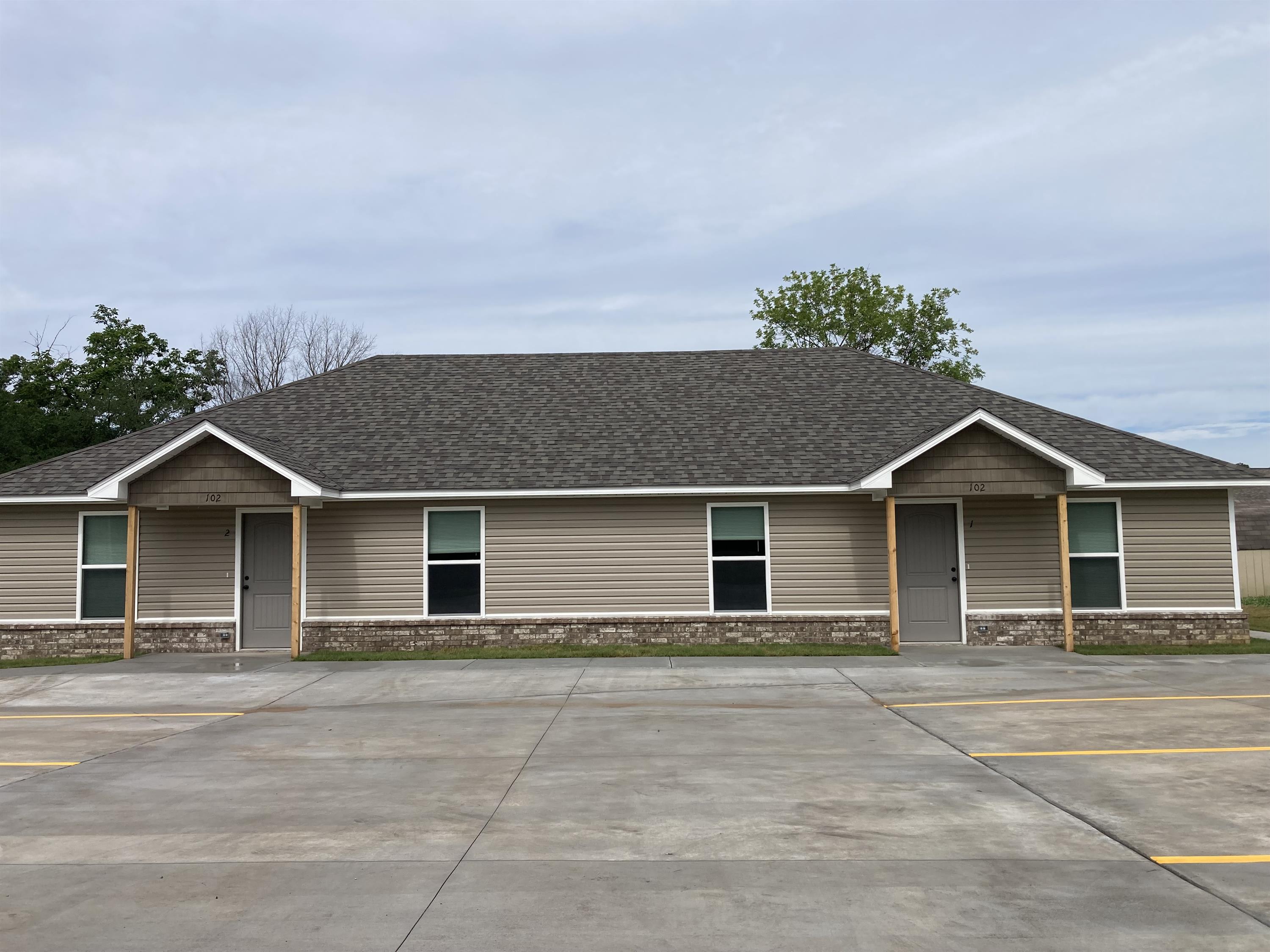 102 South 25th Street – photo 1