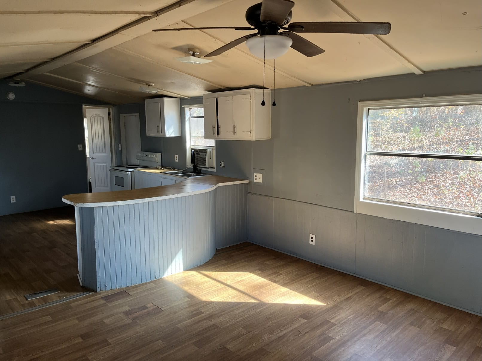 6706 Skyview drive – photo 3