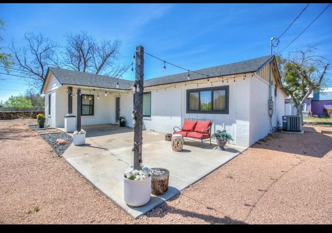 2095 End Street – photo 2
