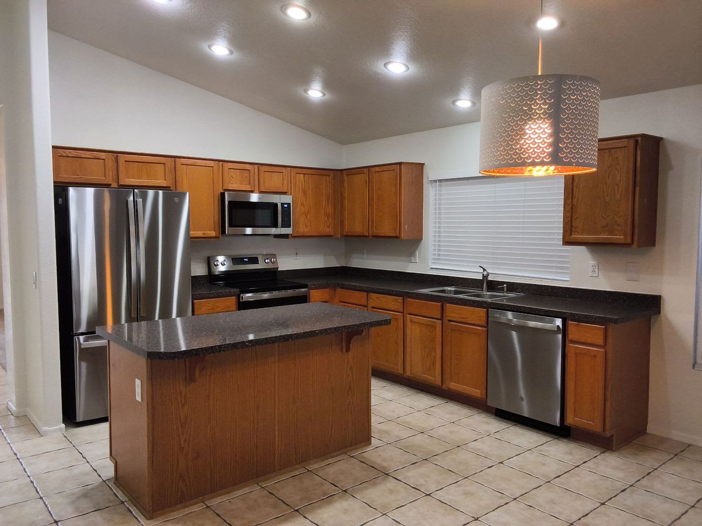FABULOUS Mesa Home – photo 3