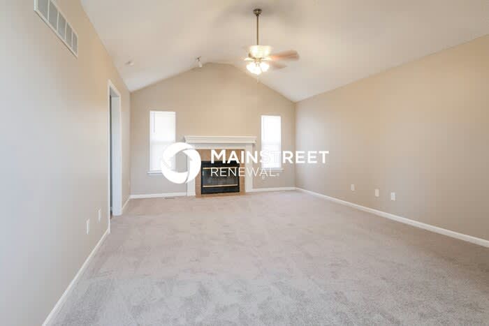 801 Northeast Lyon Drive – photo 3