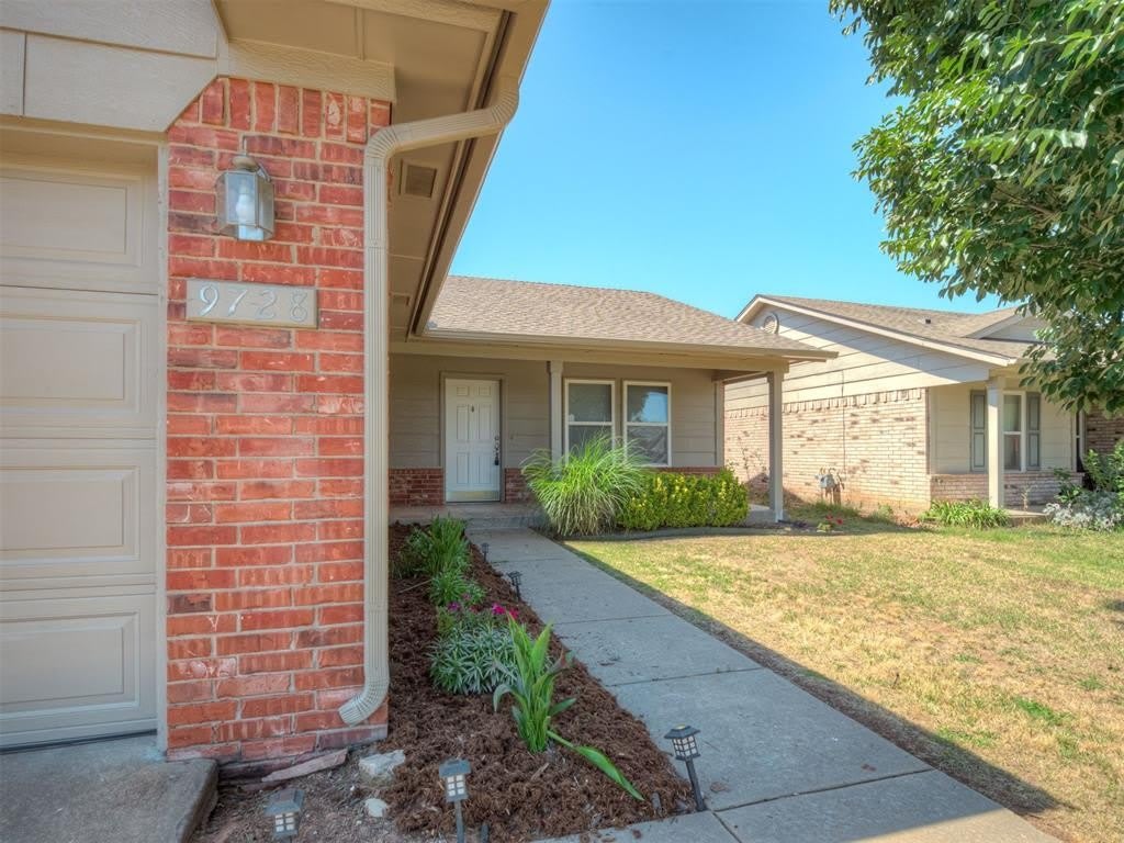 9728 SW 27th Street – photo 3