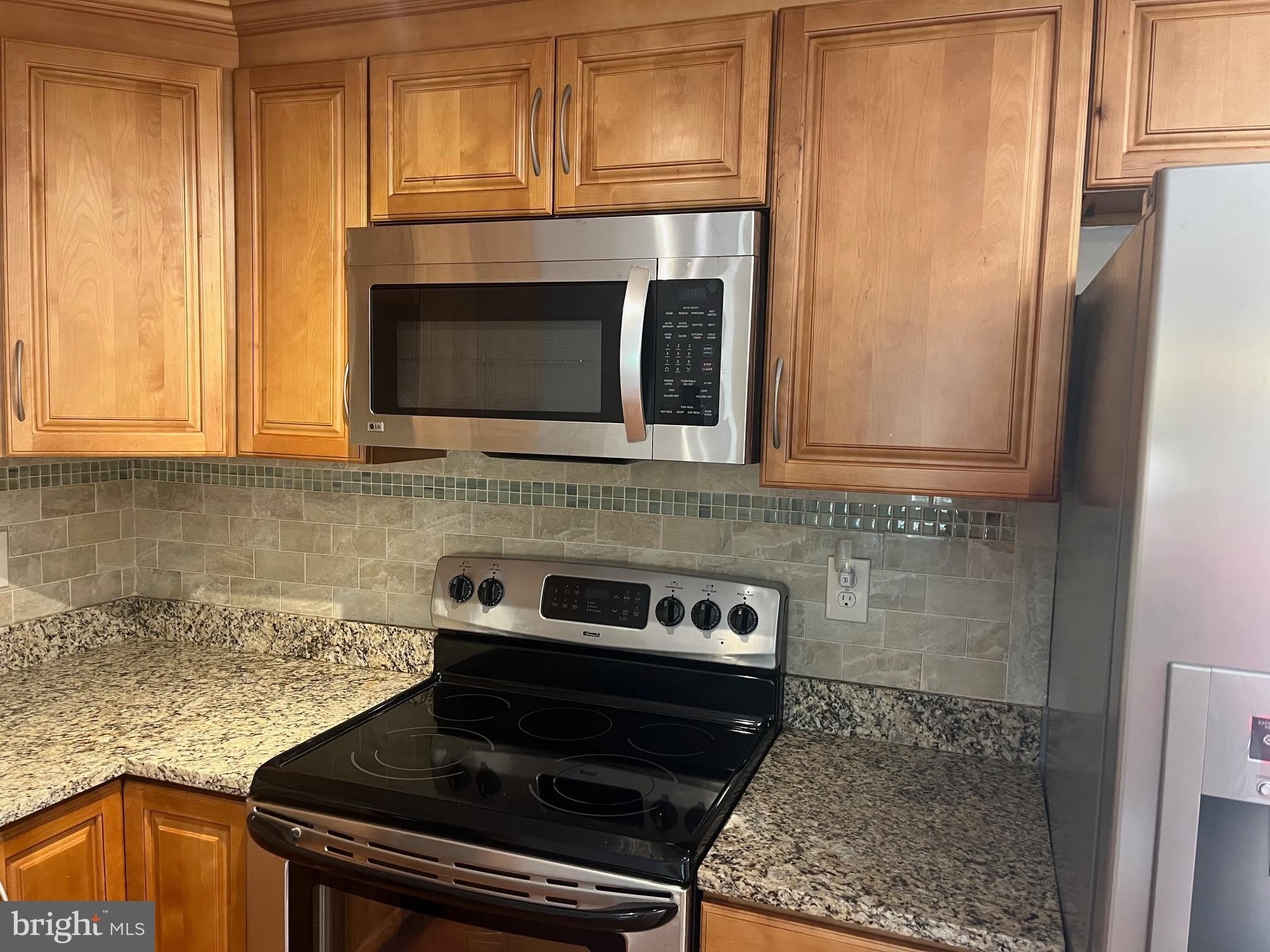8034 ANDIRON Lane – photo 4