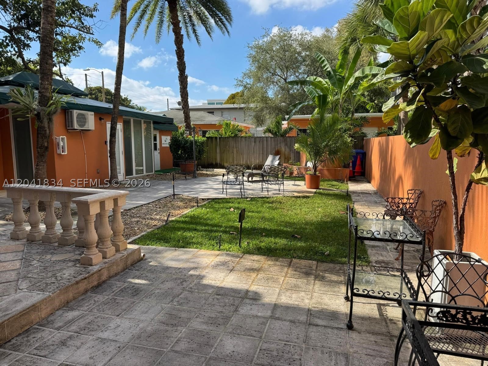 1033 NW 6th St – photo 4