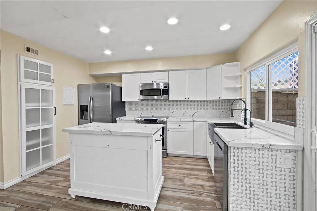 4164 Elizabeth Ct – photo 5