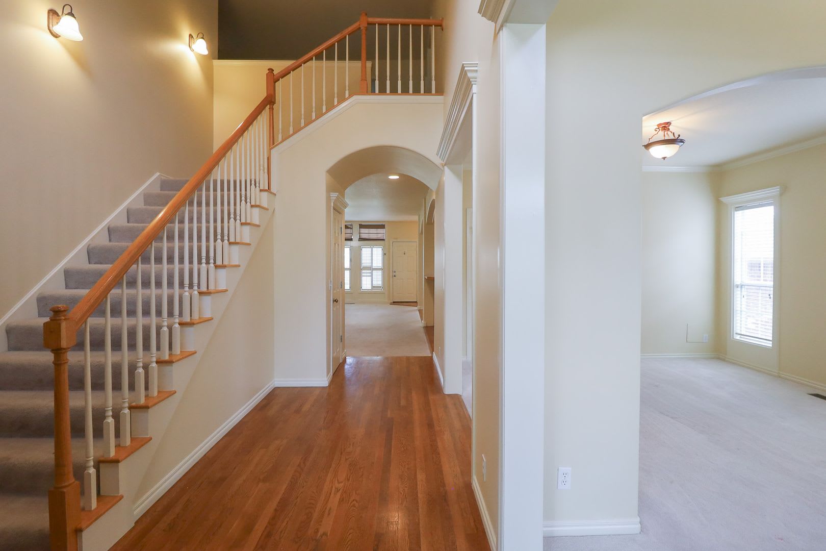 Huge, Gorgeous South Tulsa home ready for move in 05/15/2025 – photo 5
