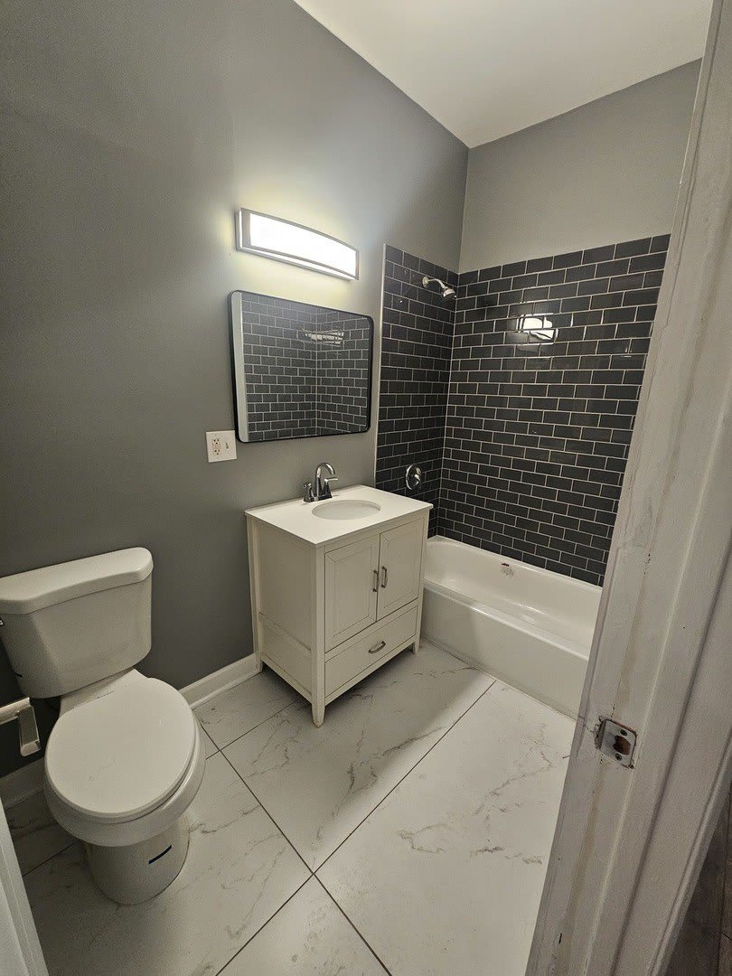 4749 S Prairie Avenue – photo 5
