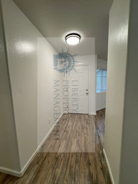 2315 E Victor Ave – photo 3