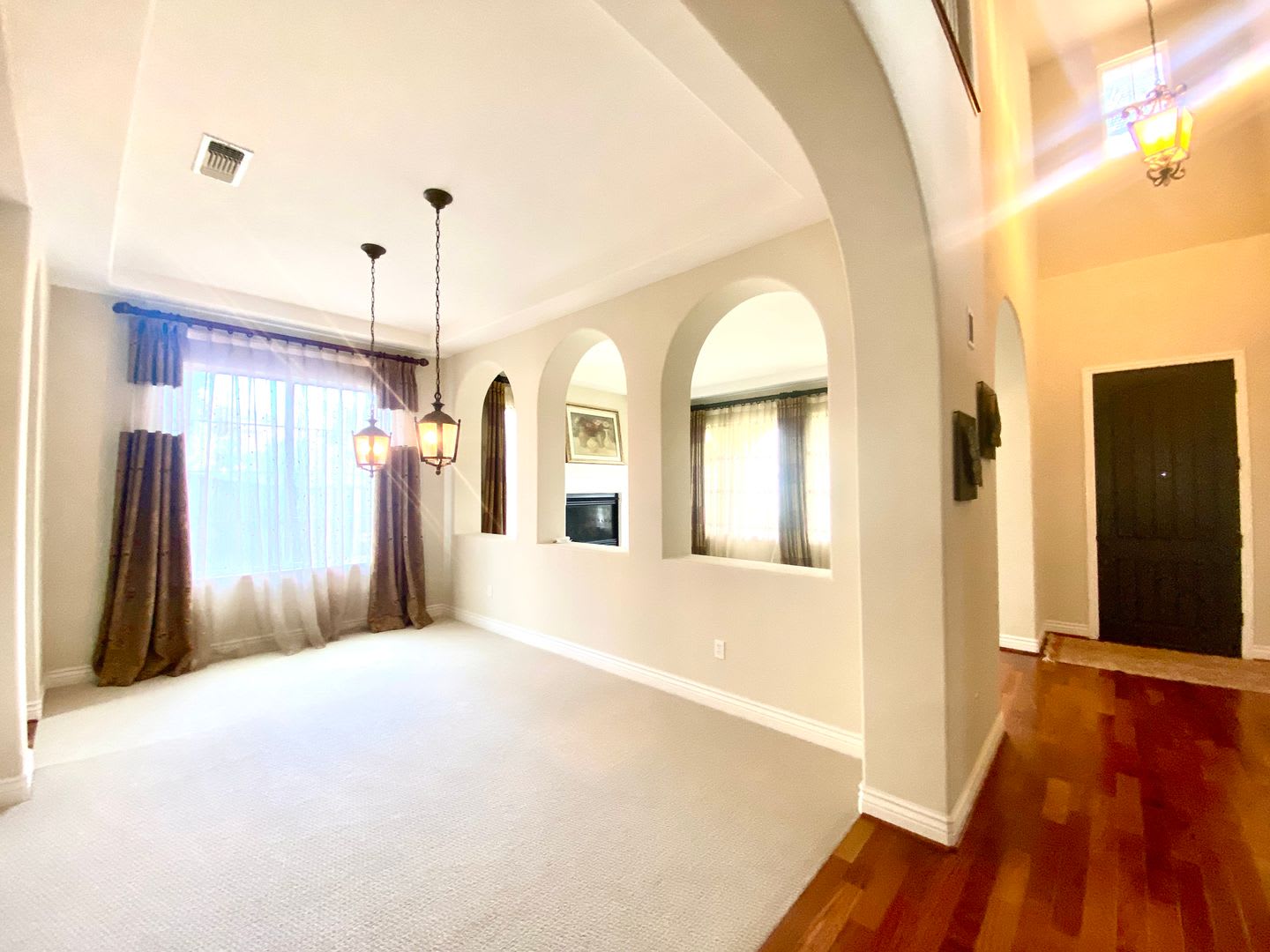 Pleasanton Ponderosa 5 bed+loft / 4 bath, 4 car garage, Small Dogs OK – photo 4