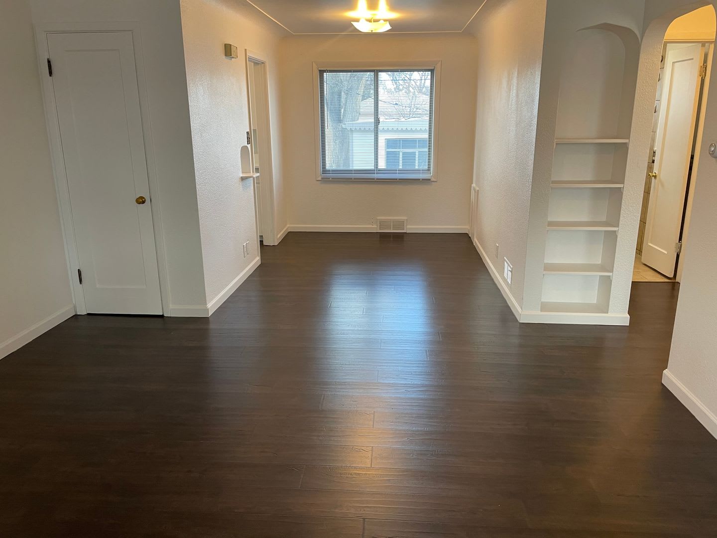 NOW TAKING APPLICATIONS: Charming Newly Renovated 3-Bedroom Home! – photo 3