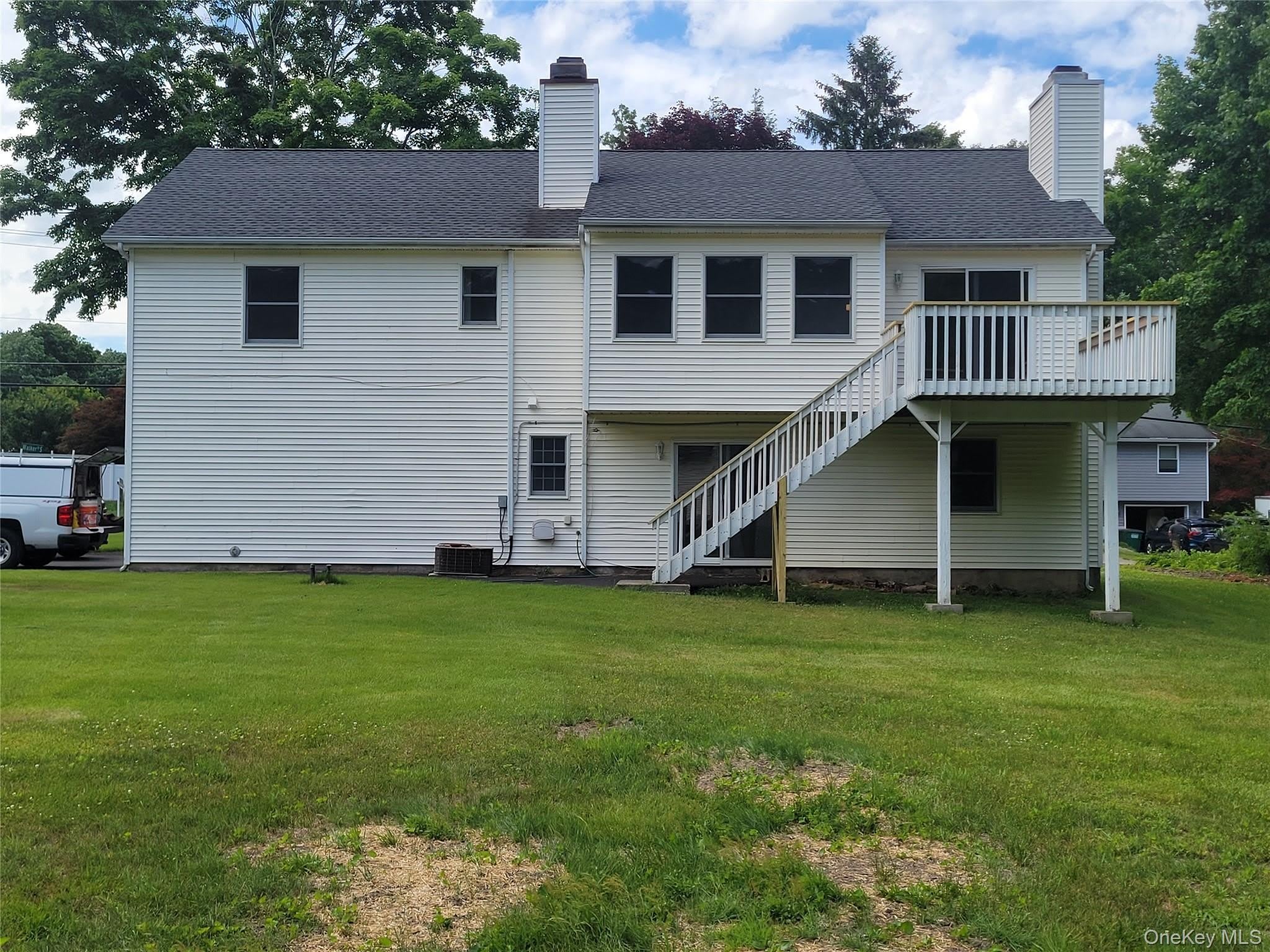 1 Walker Drive S – photo 2