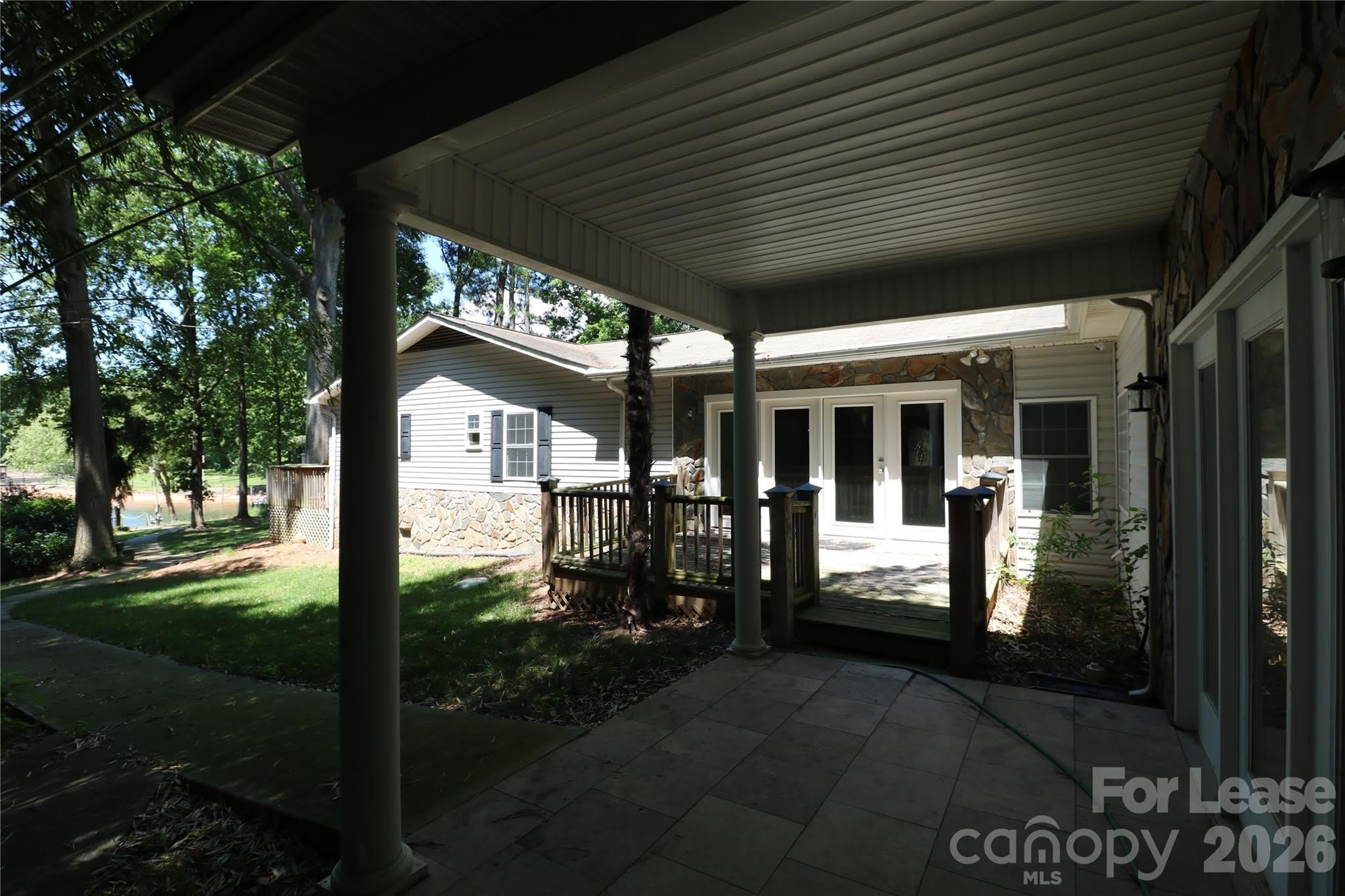 4589 Giles Avenue – photo 4