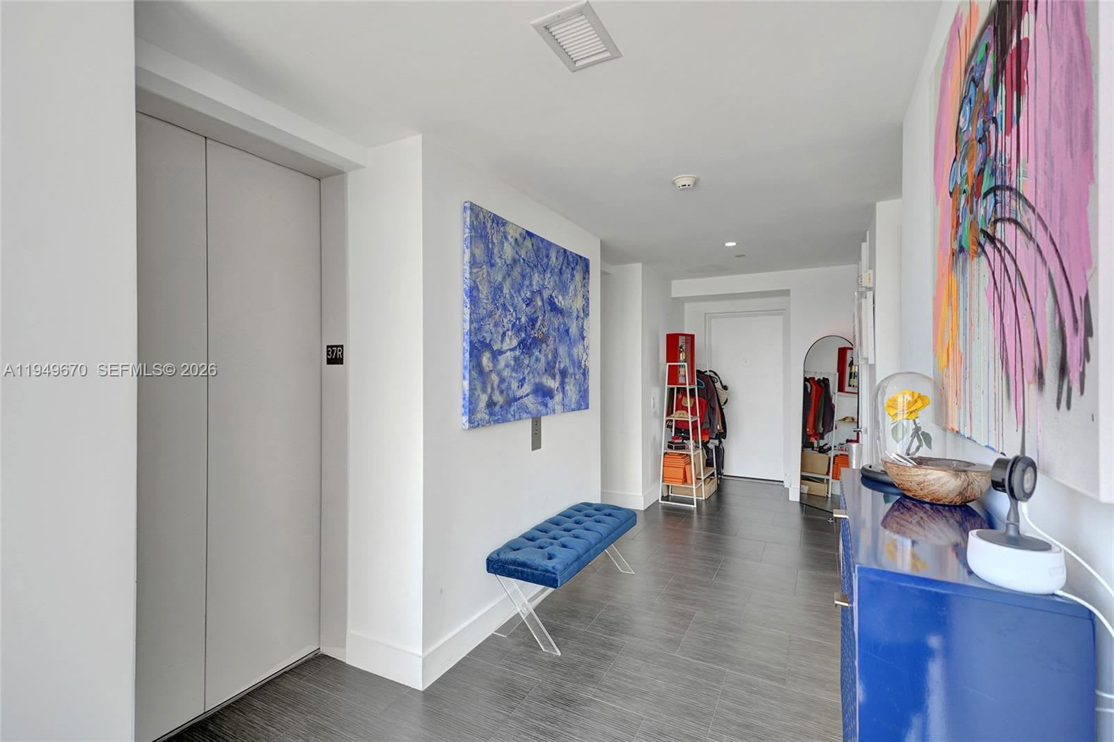 1100 Biscayne Boulevard – photo 2