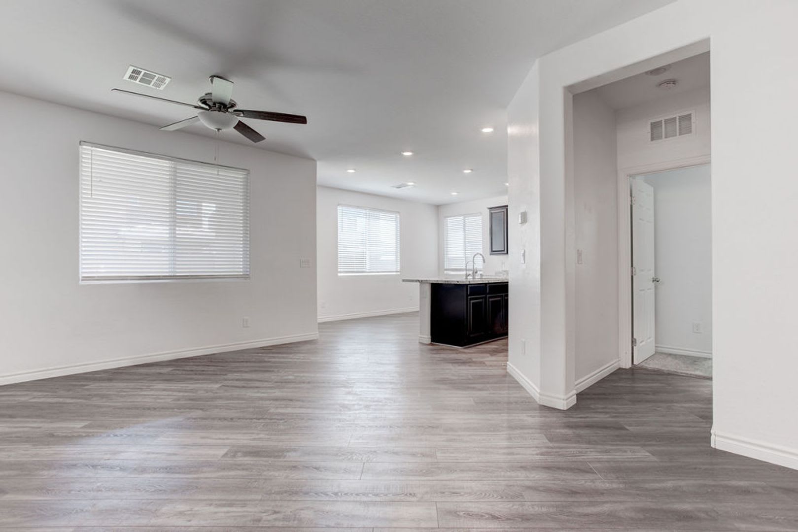 7106 Calvert Cliffs Street, North Las Vegas, NV 89084 – photo 2