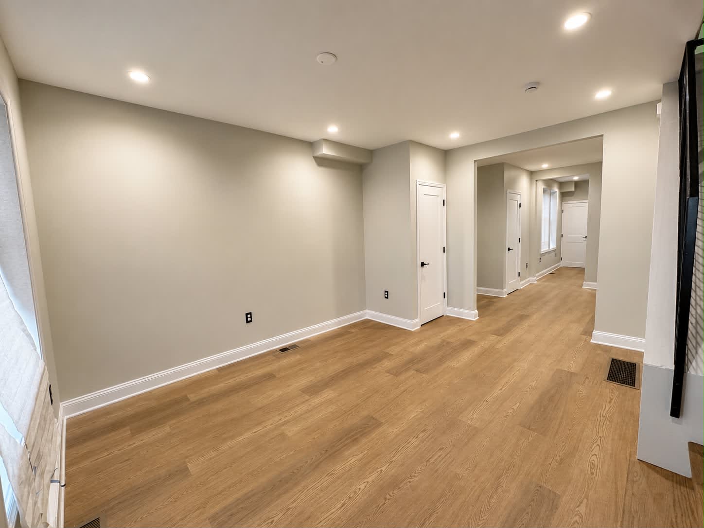 6534 North Lambert Street – photo 3