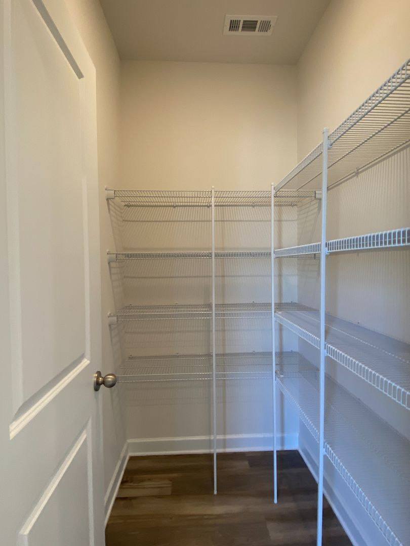 Room in 4 Bedroom Home at Tears Ln – photo 5