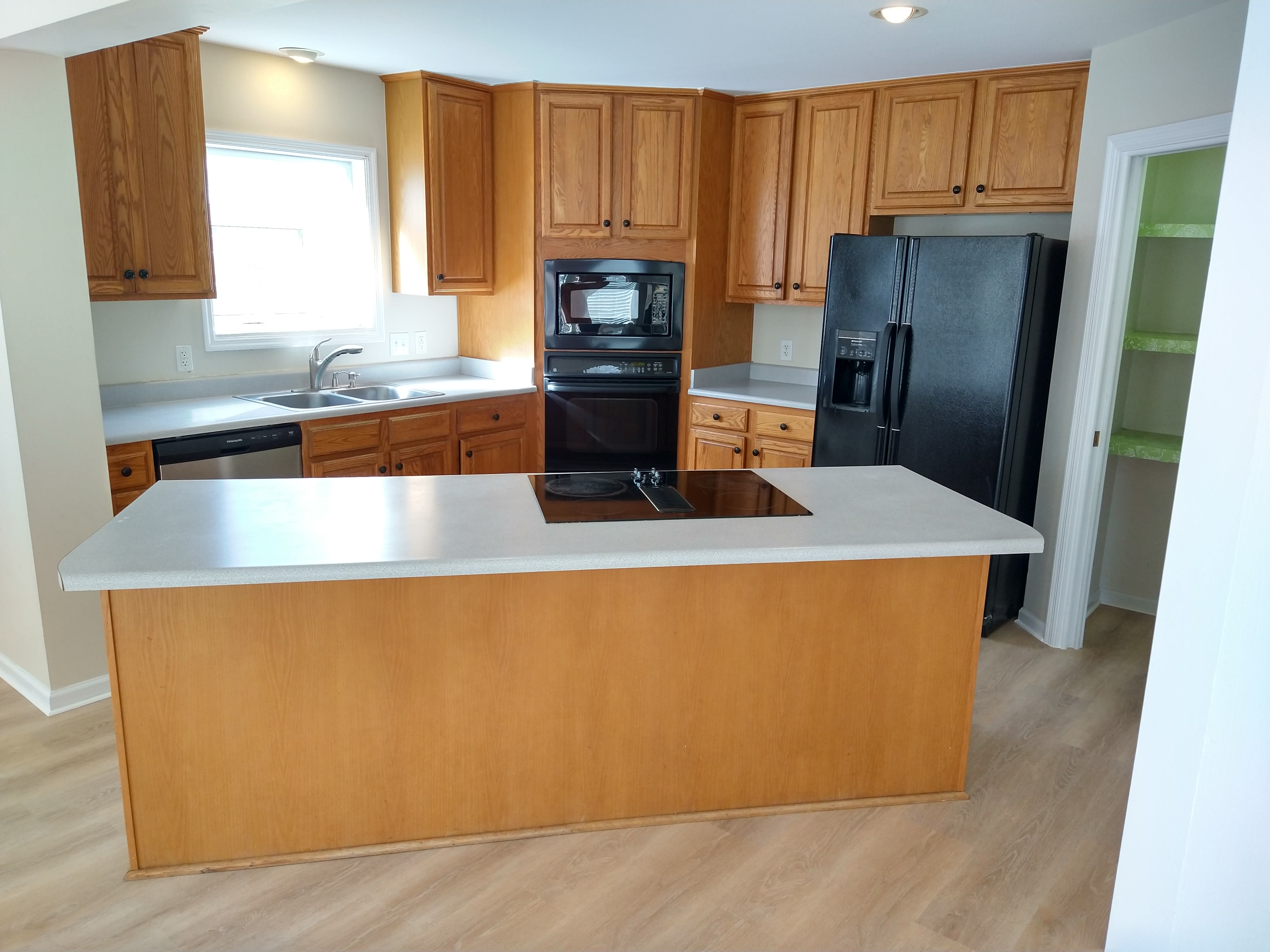 210 Riverbend Road – photo 5
