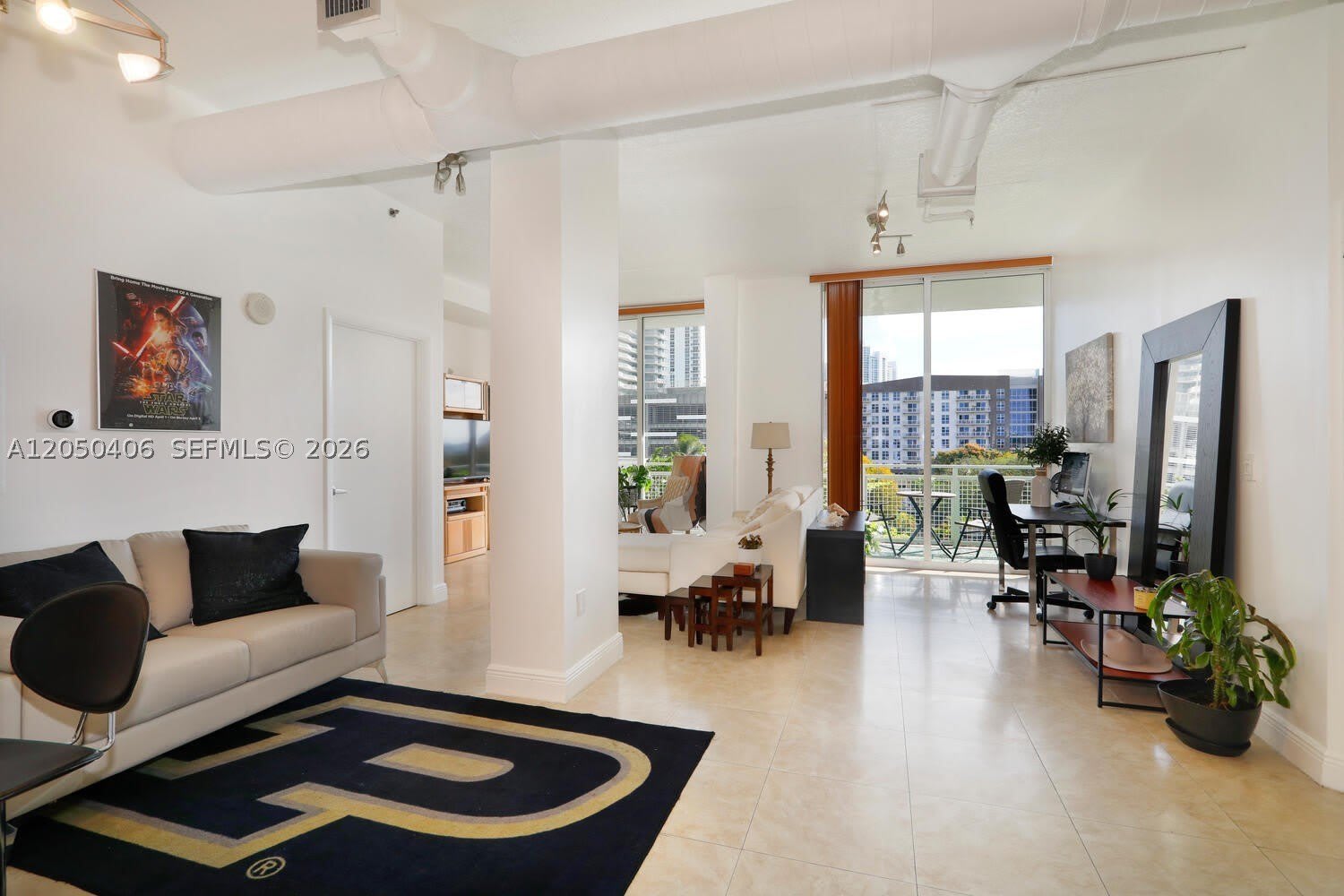 444 NE 30th St – photo 3