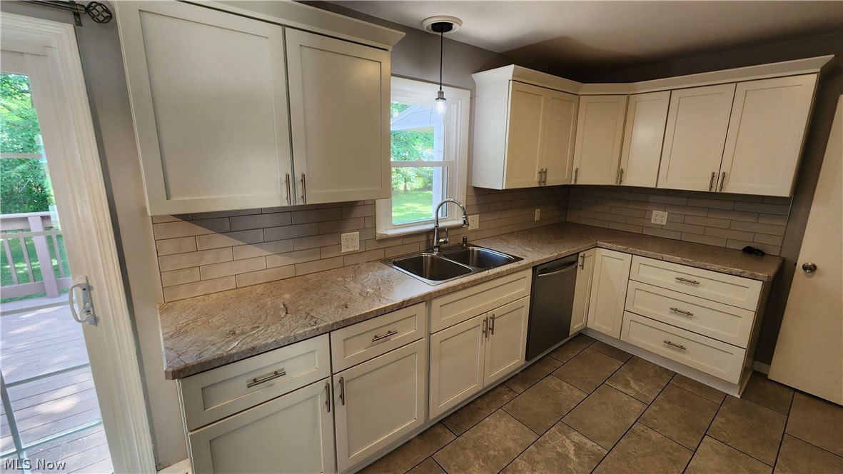 2491 Samira Road – photo 3