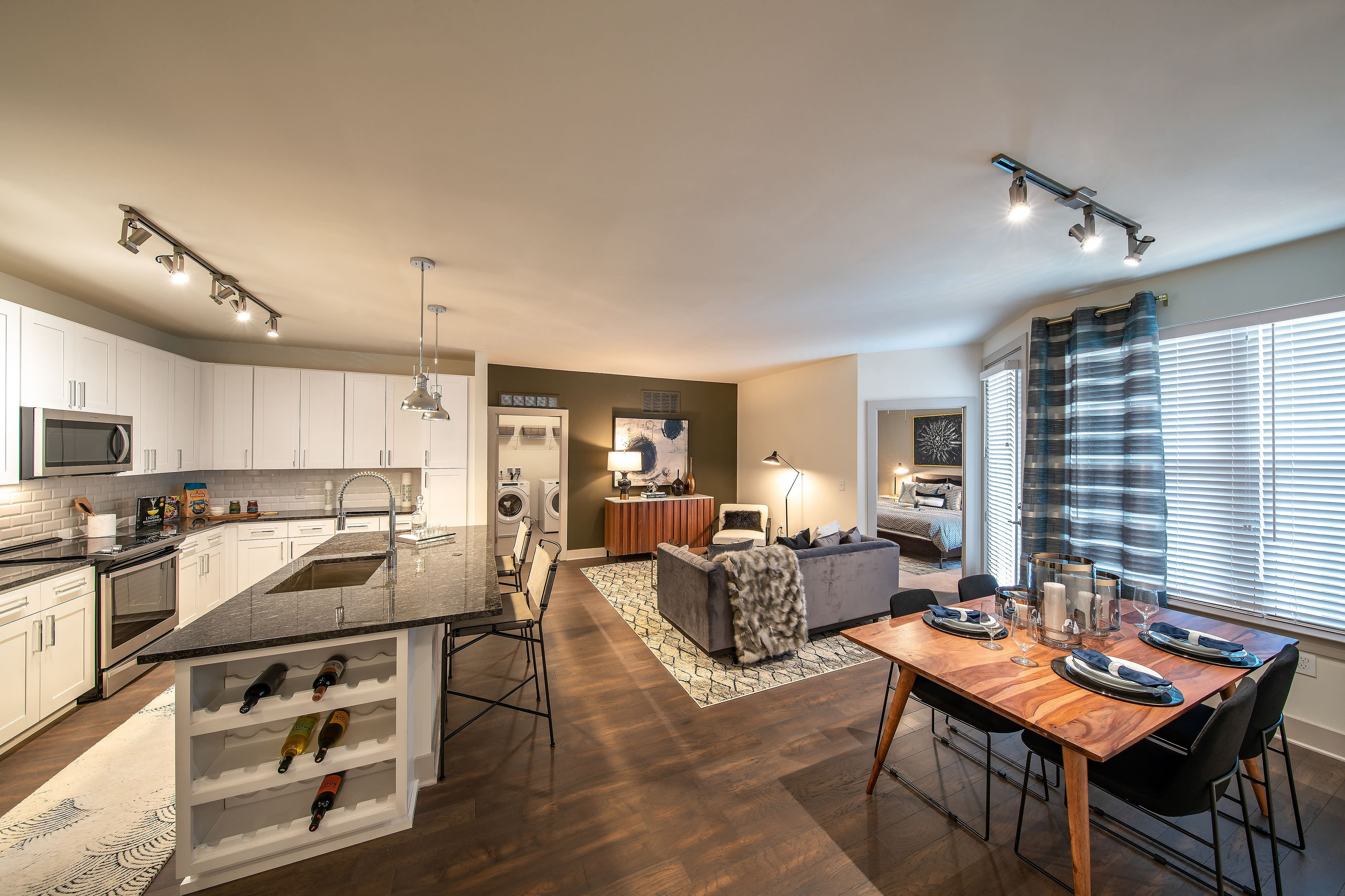 The Emerson – photo 2