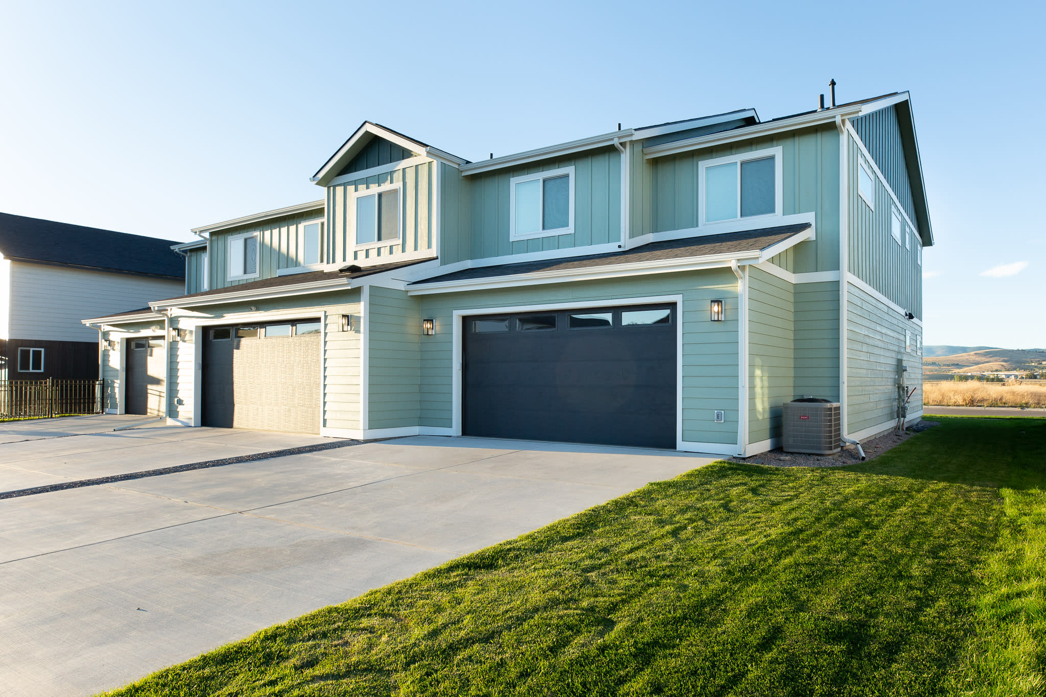 5377 Remington Drive – photo 4