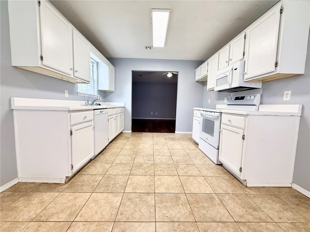3102 NE 12 Street – photo 3