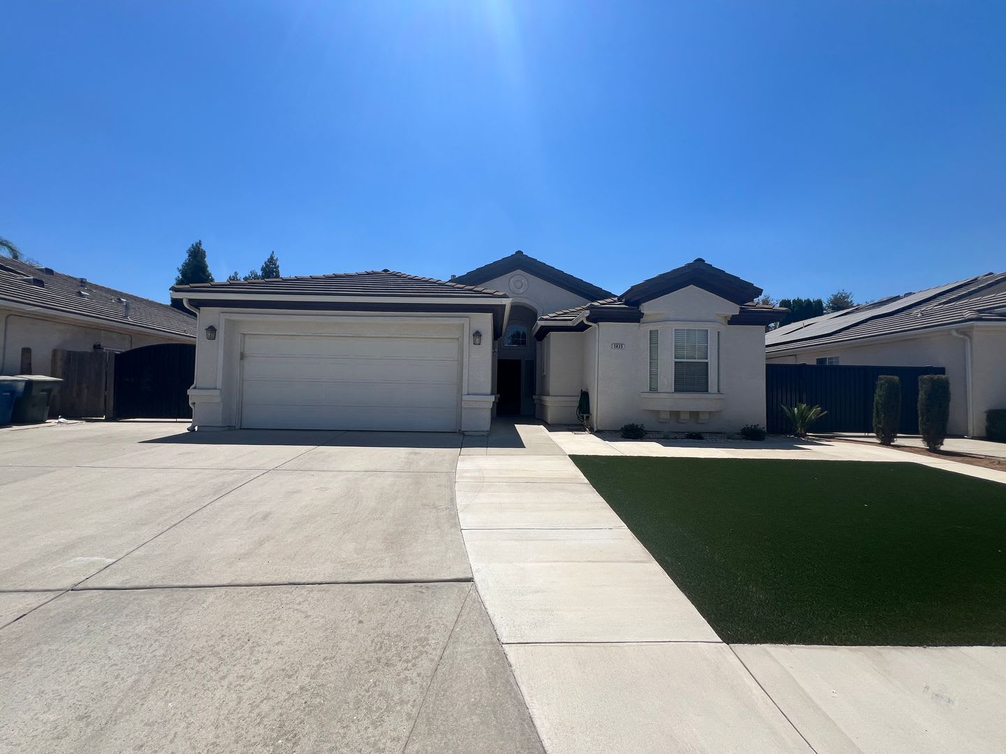 Move-In Ready 3 Bedroom 2 Bath Home in Fresno – photo 2