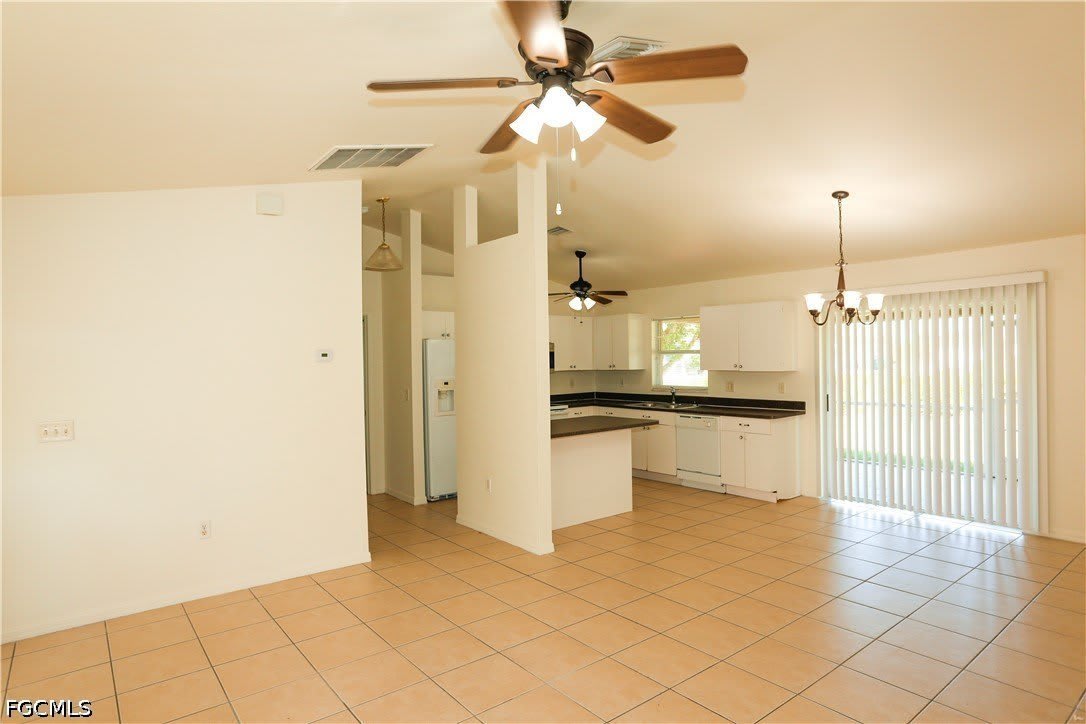 1834 NW 6th Avenue – photo 3