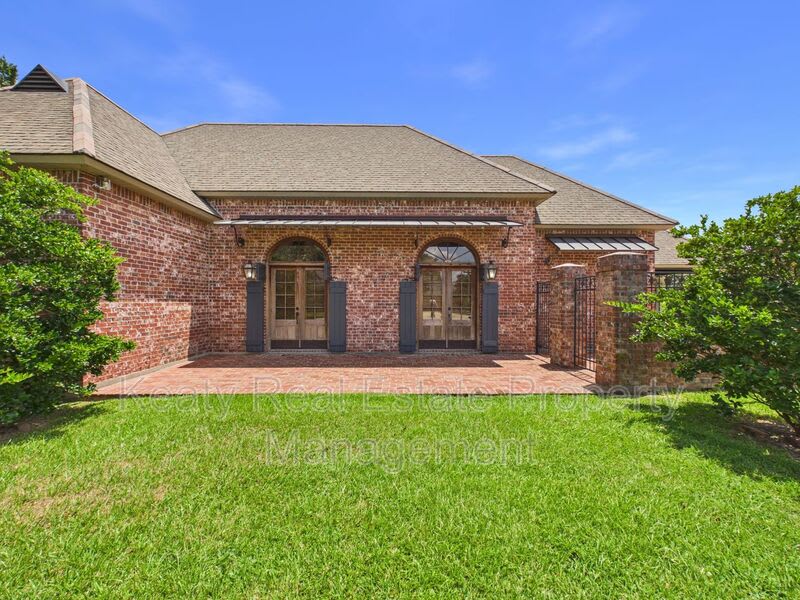 104 Studio Court (Main House) – photo 3