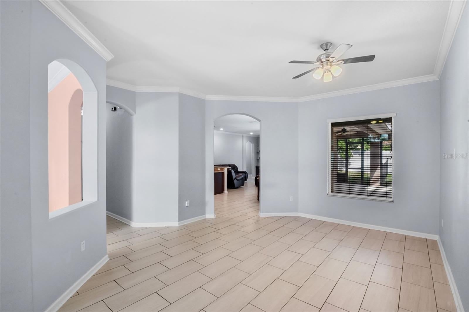 410 SAUVIGNON Way – photo 5