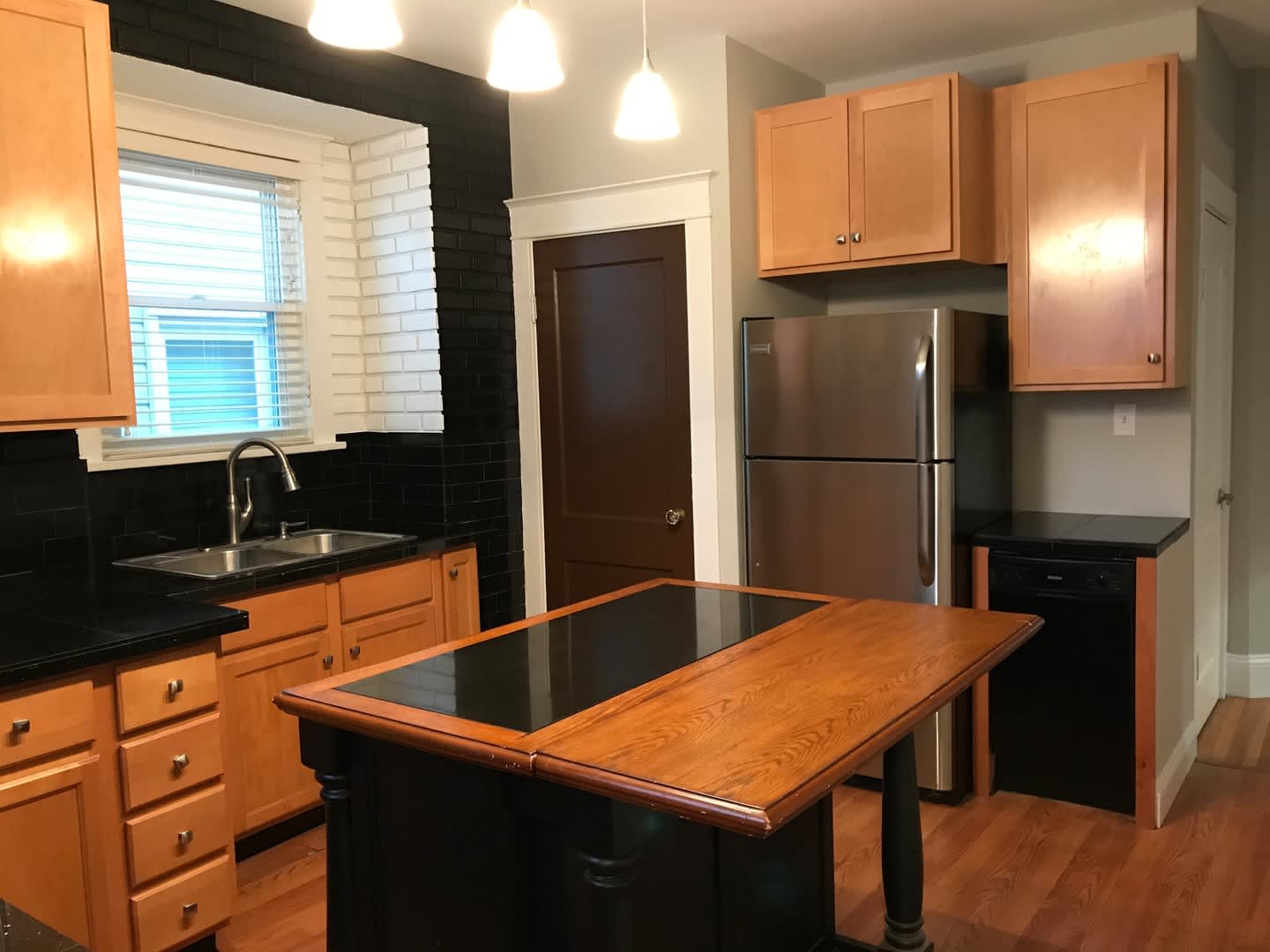 Beautiful Renovated Home near Sublette Park – photo 5