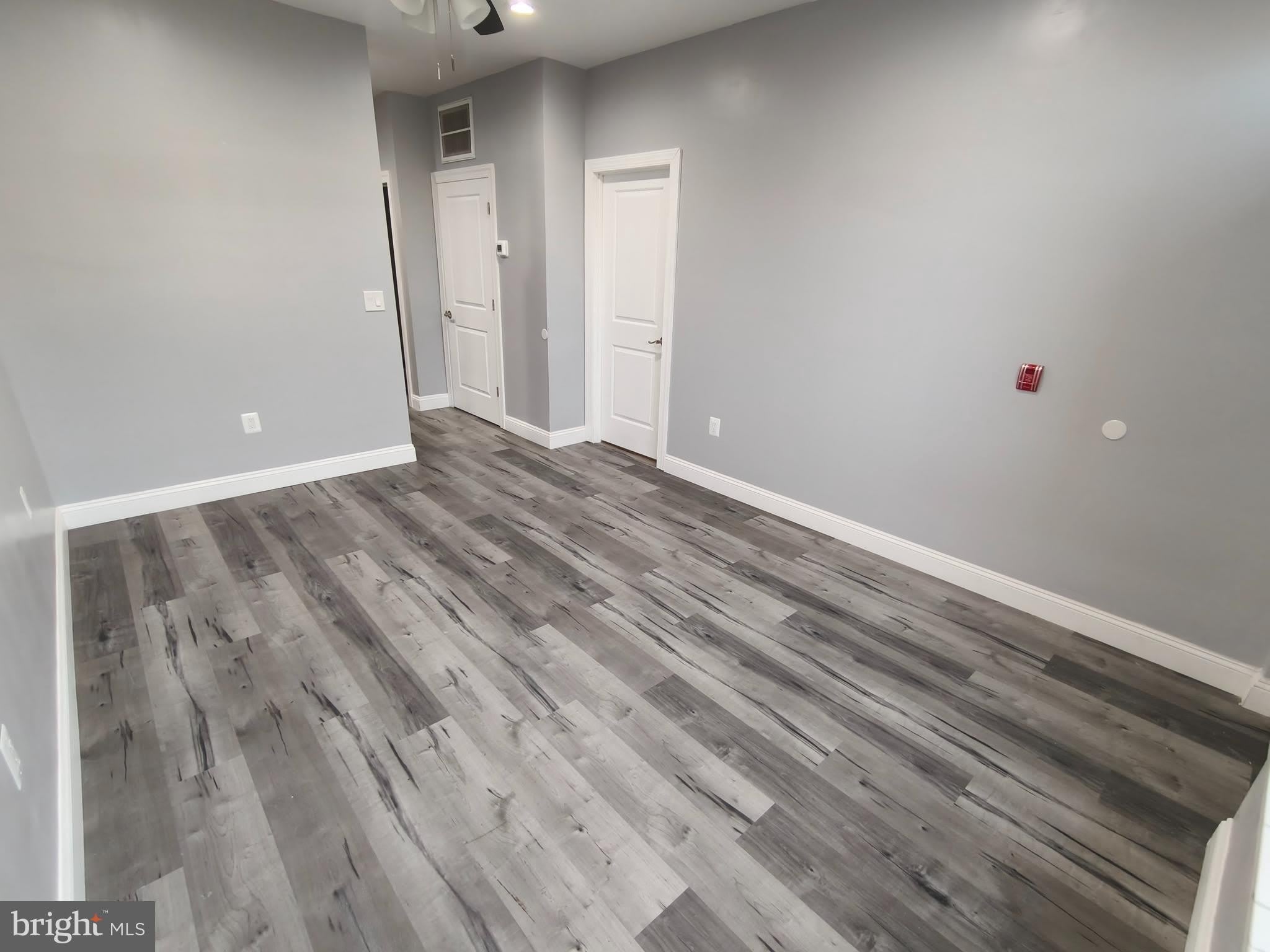 700-8 N MARSHALL Street – photo 4