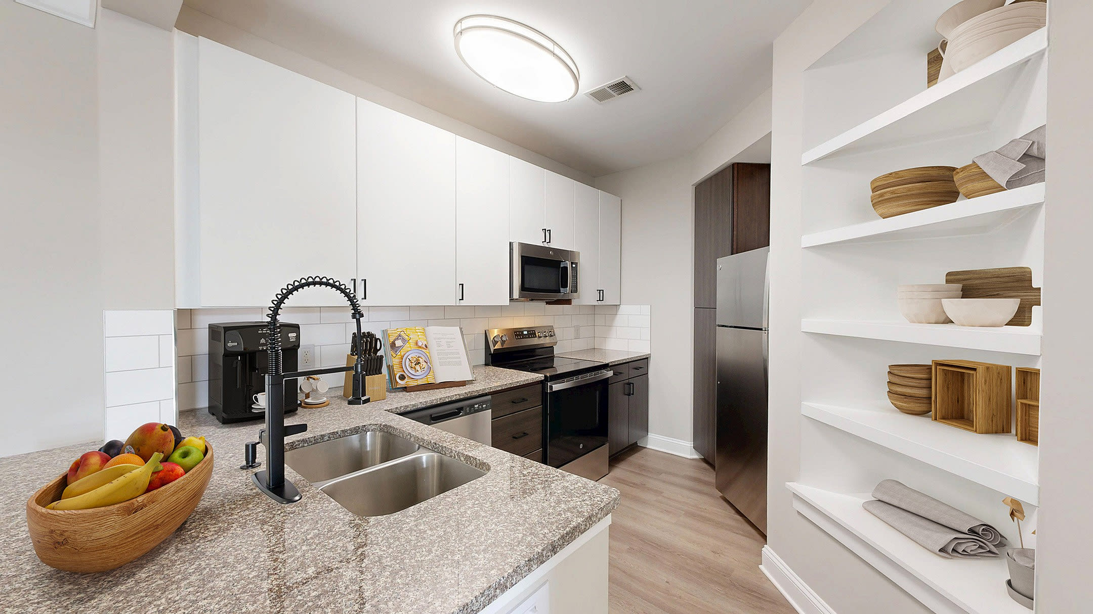 Creekstone at RTP Apartments – photo 4