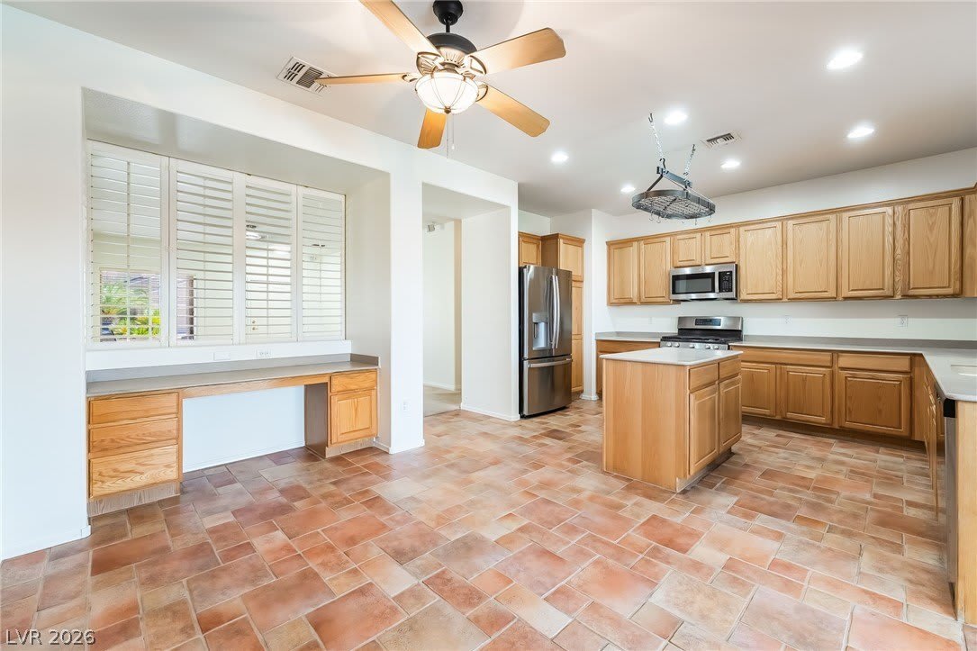 1802 Cypress Bay Avenue – photo 3